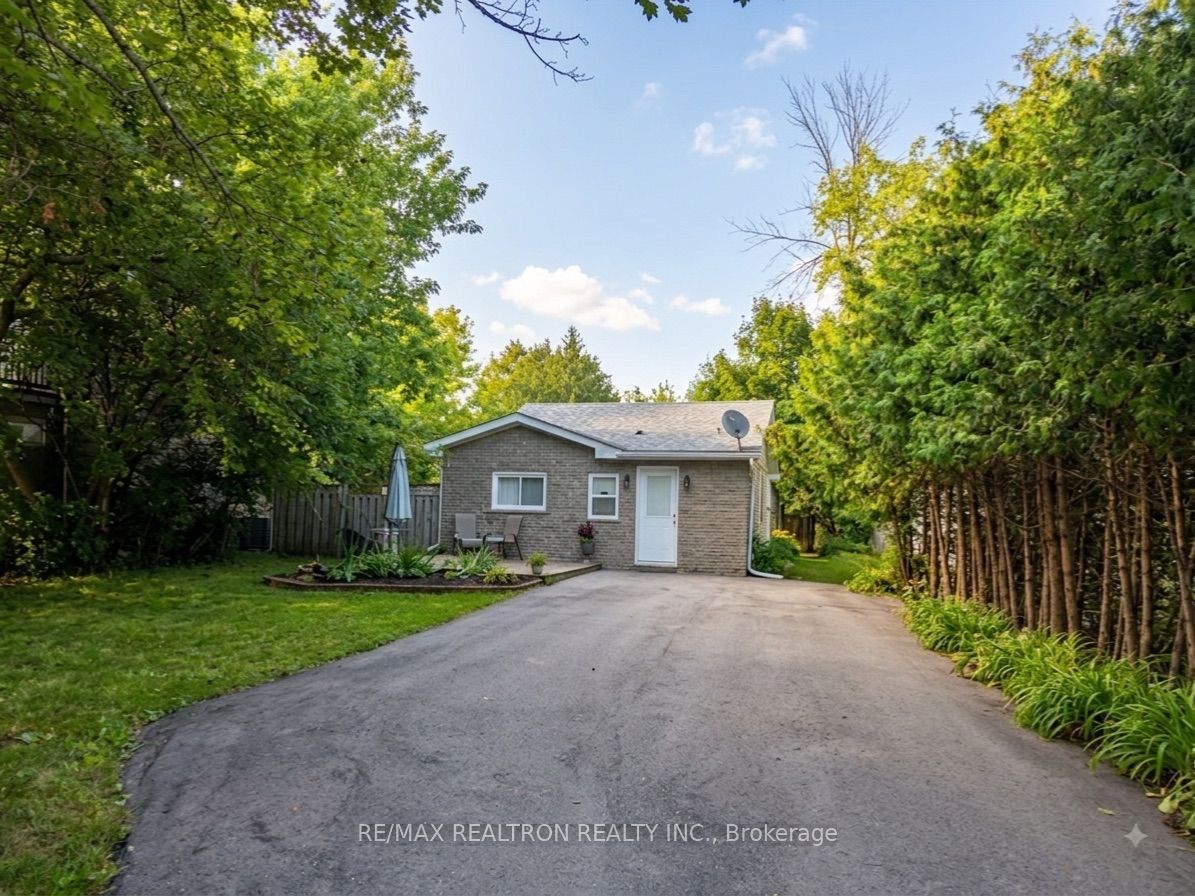 782 Churchill Lane, Georgina, On L0e 1s0