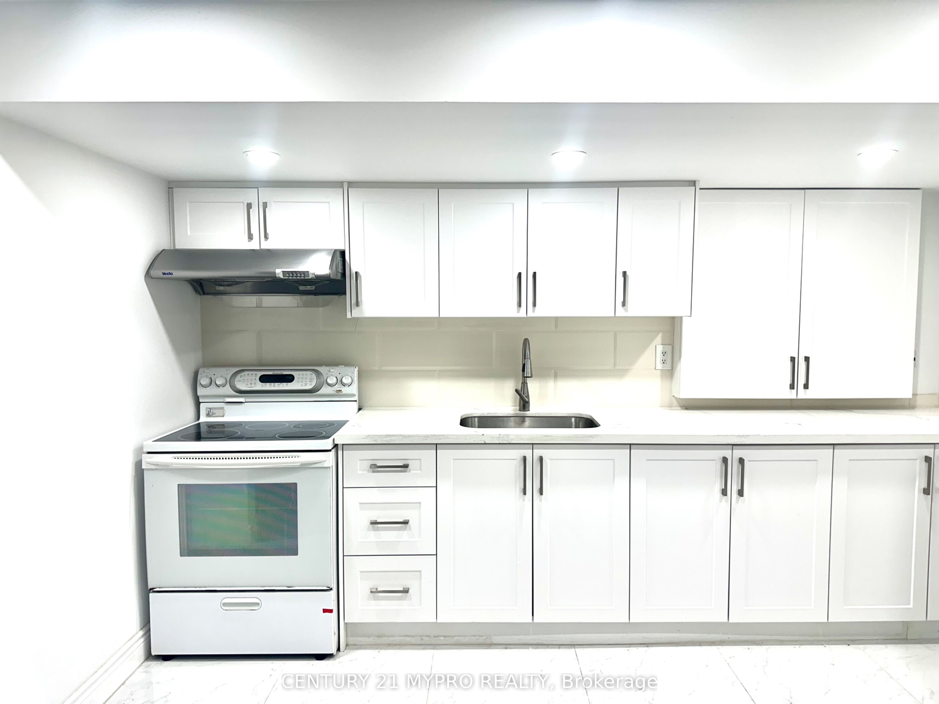 102 Worthing Avenue, Markham, On L3s 4j9
