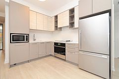 12 Gandhi Lane 1606, Markham, On L3t 0g8
