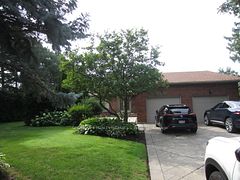 135 Hayhoe Avenue, Vaughan, On L4l 1s5