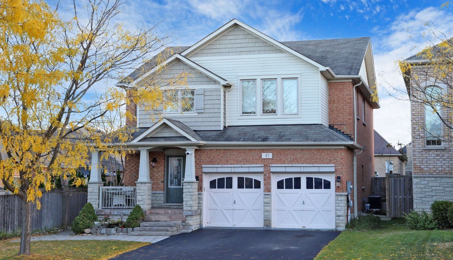 45 Mapleton Mills Drive S, King, On L0g 1t0