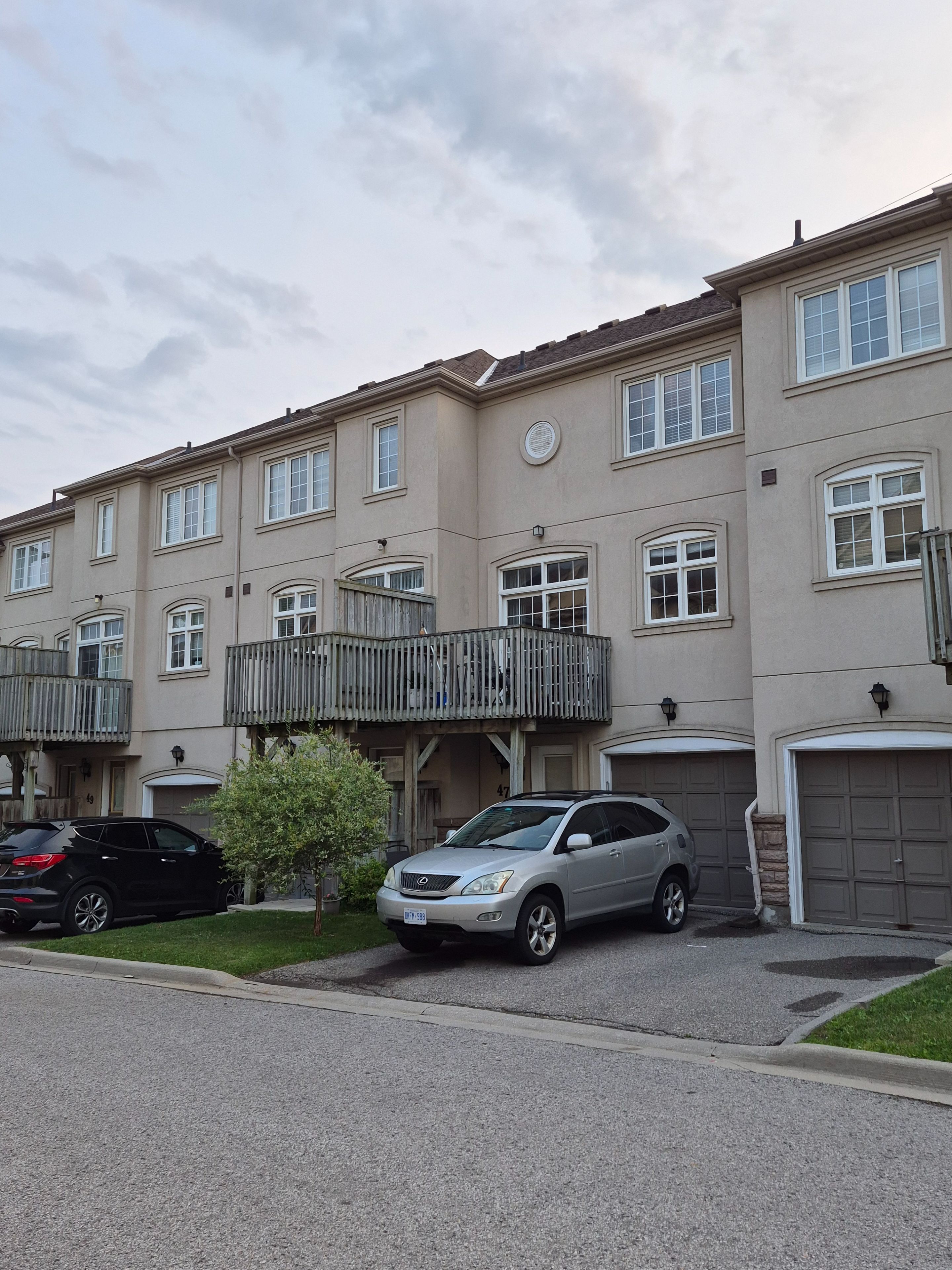 10 Post Oak Drive 47, Richmond Hill, On L4e 4h7