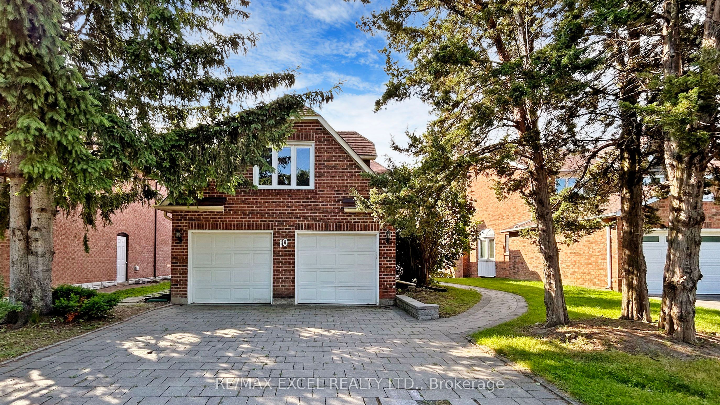 10 Alexis Road, Markham, On L3t 6z1