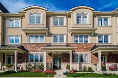 90 Cornell Centre Boulevard, Markham, On L6b 1m9