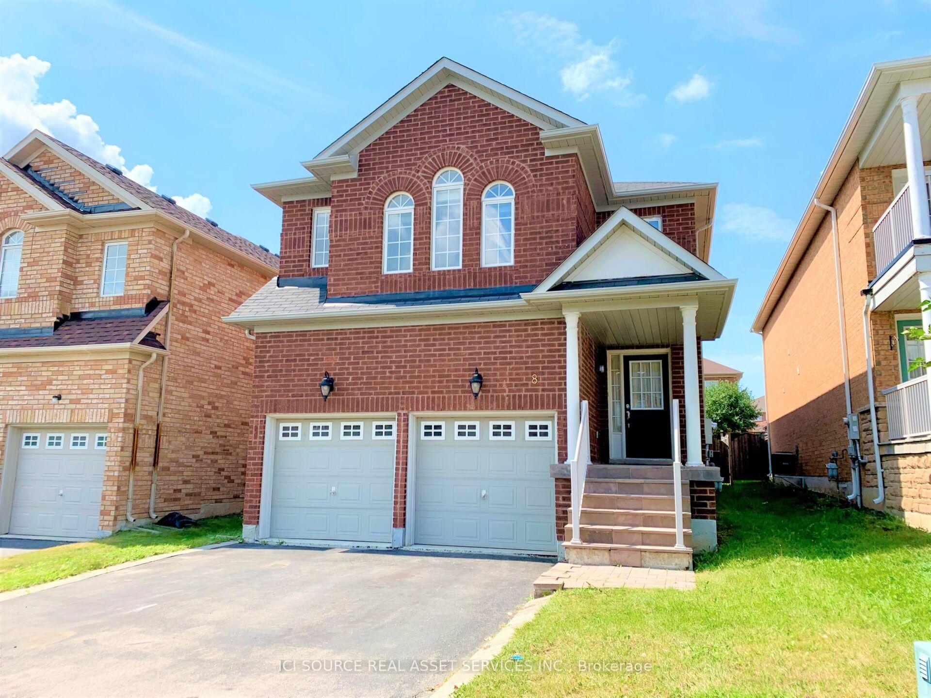 8 Maffey Crescent, Richmond Hill, On L4s 0a8