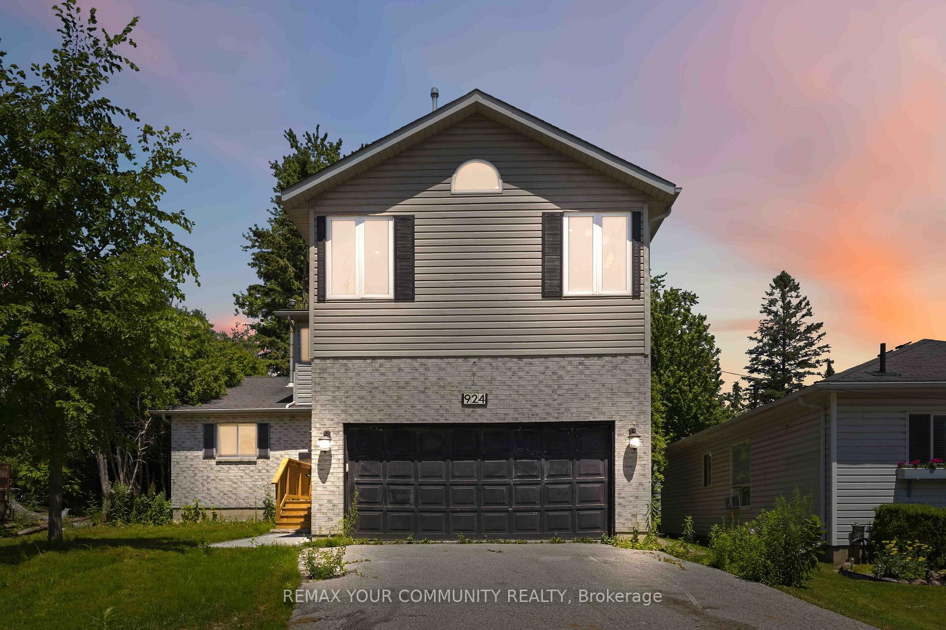 924 Helen Street, Innisfil, On L9s 1t5