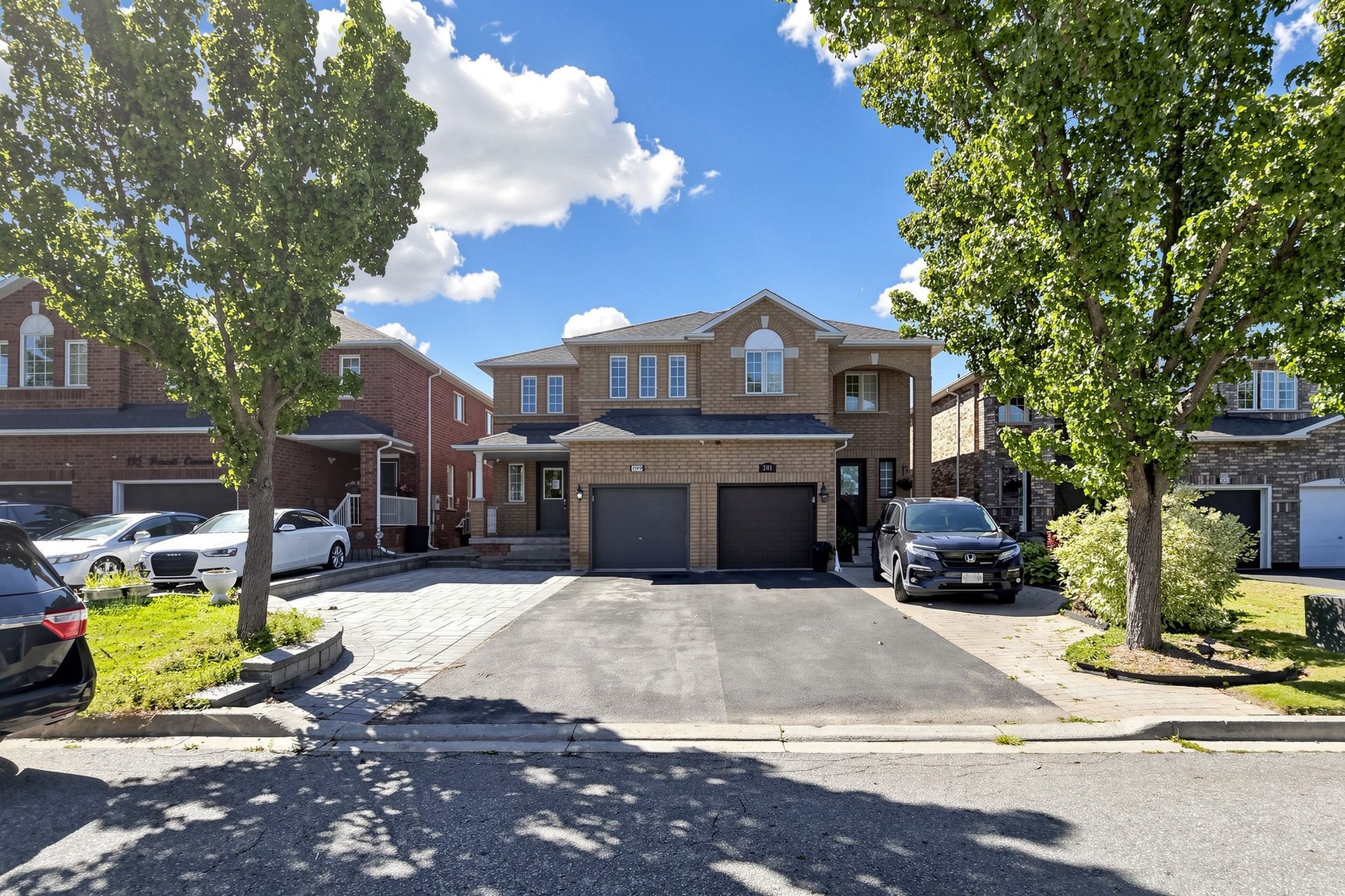 199 Purcell Crescent, Vaughan, On L6a 3c5