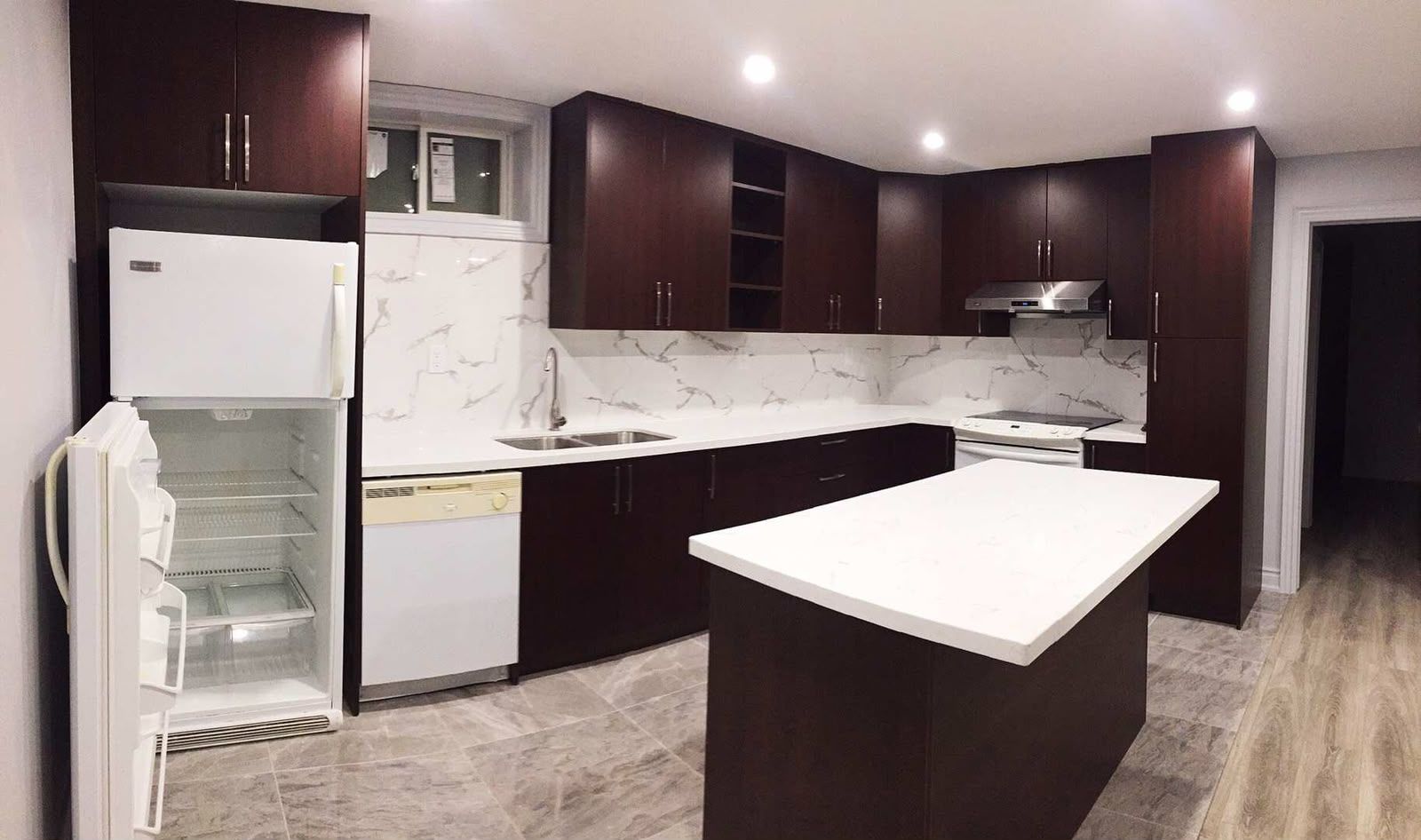 137 Castan Avenue Basement, Markham, On L3r 4r9