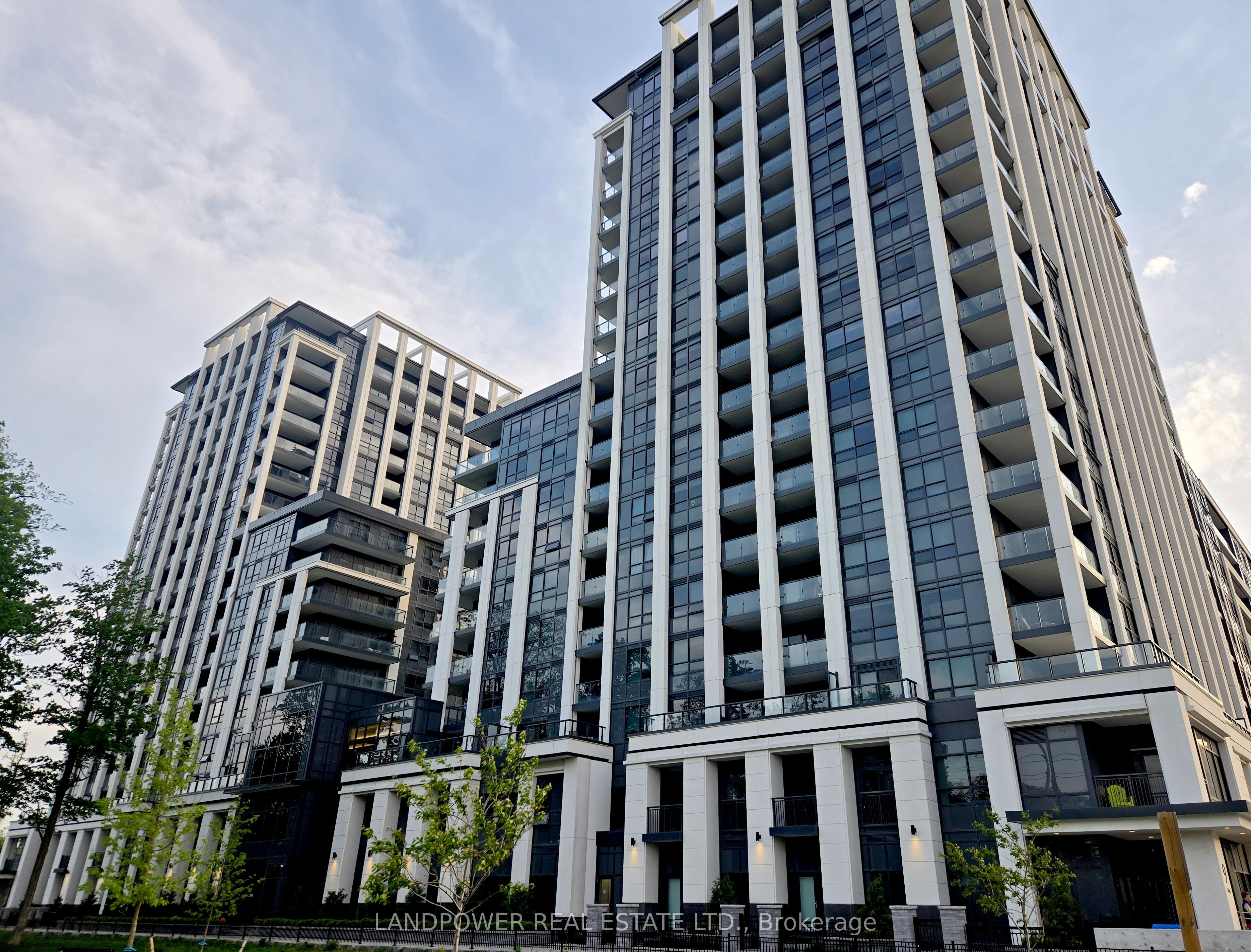 9 Clegg Road 819, Markham, On L6g 0h3