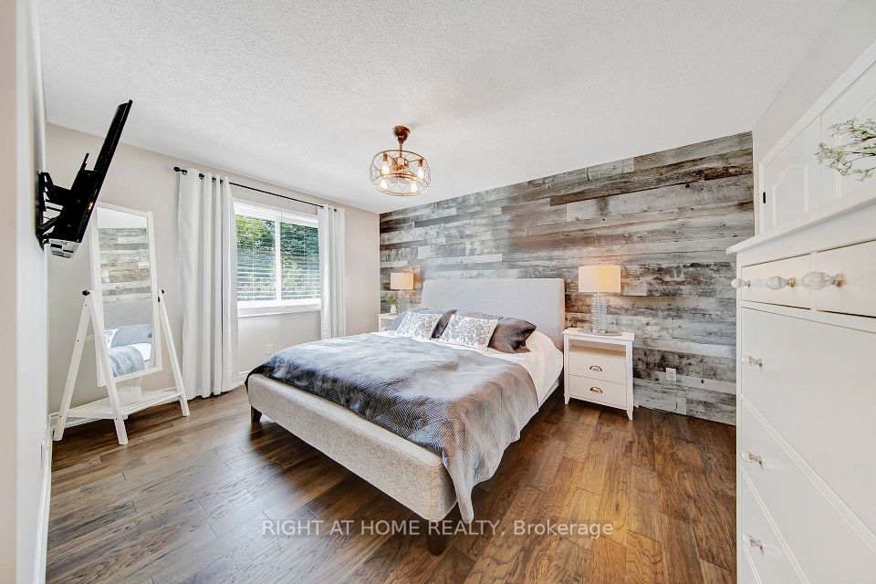 71 South Balsam Street, Uxbridge, On L9p 1g6