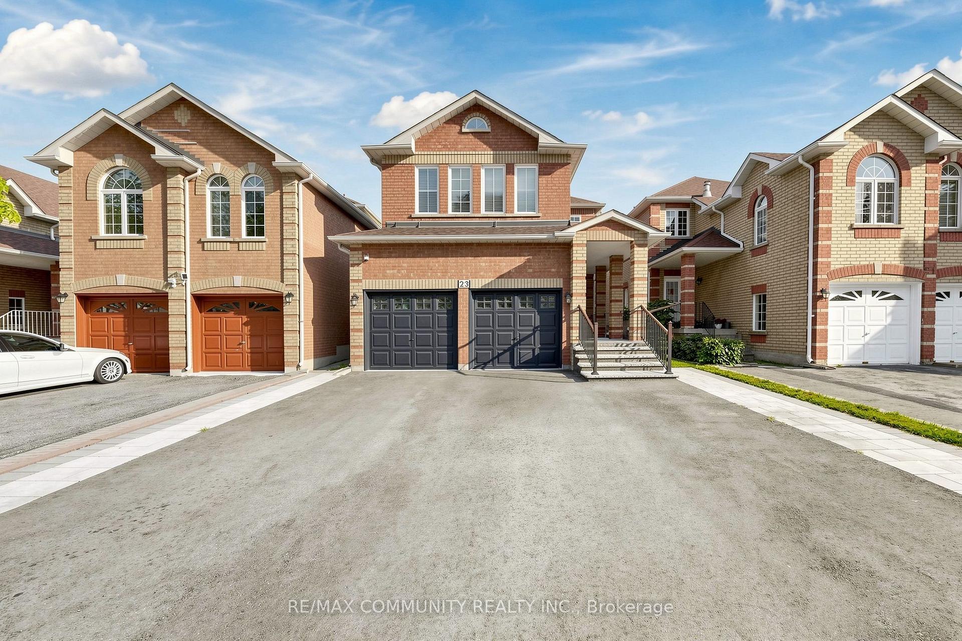 23 Constantia Street, Markham, On L3s 4h6