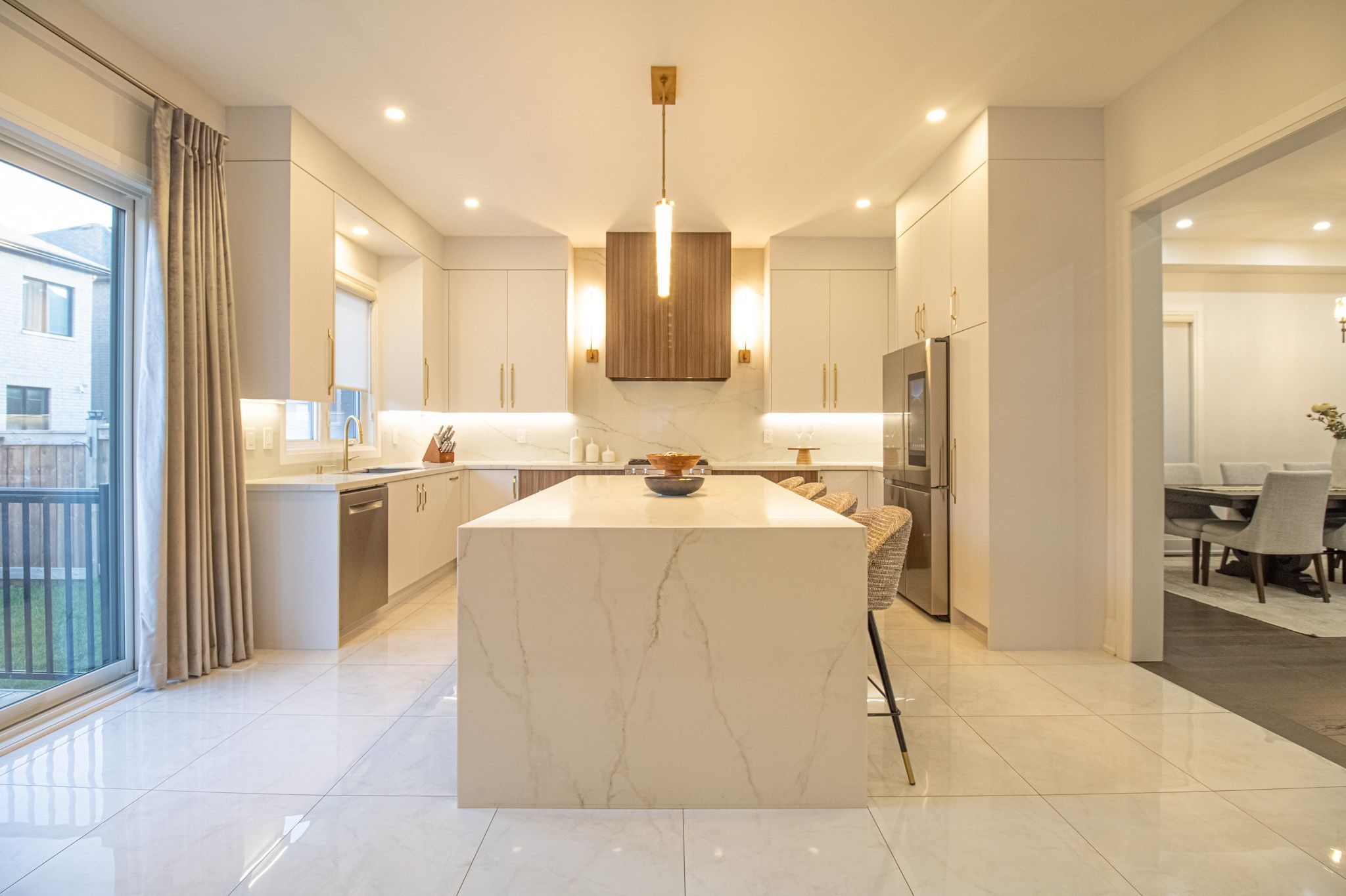 43 Longworth Avenue, Richmond Hill, On L4e 1j2