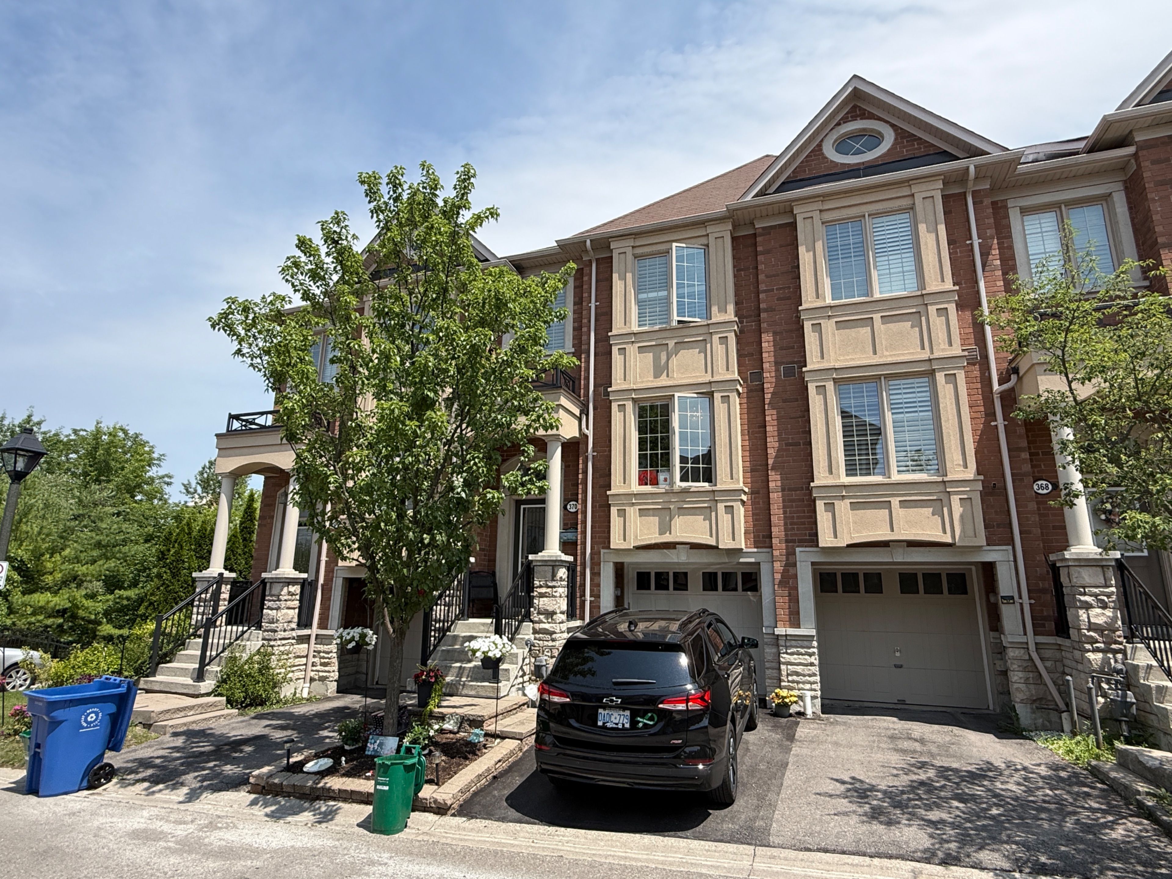370 Doak Lane, Newmarket, On L3y 0a8