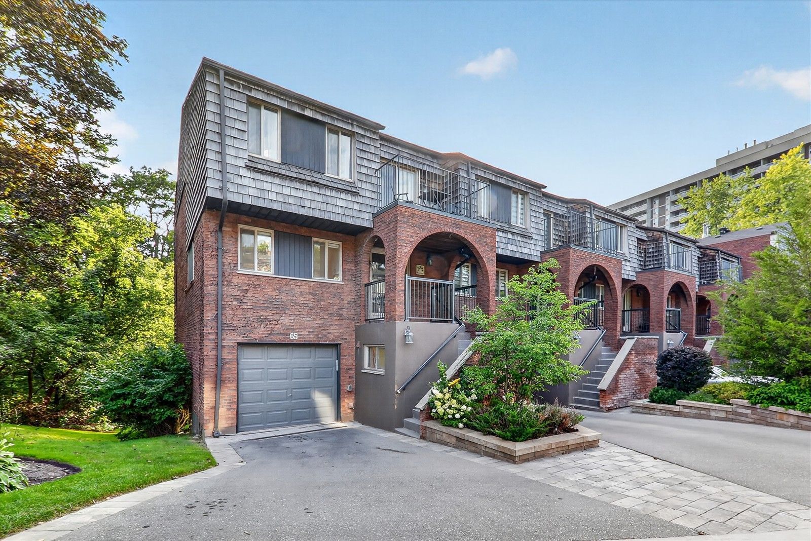 65 Cricklewood Crescent, Markham, On L3t 4t8