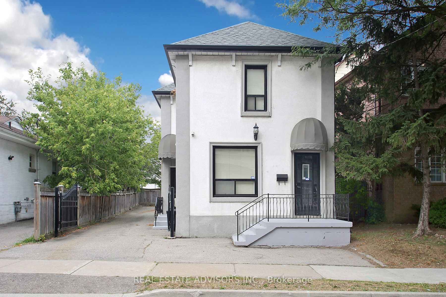 7924 Kipling Avenue, Vaughan, On L4l 1z5