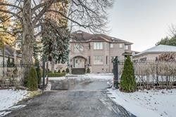 137 Arnold Avenue, Vaughan, On L4j 1b8