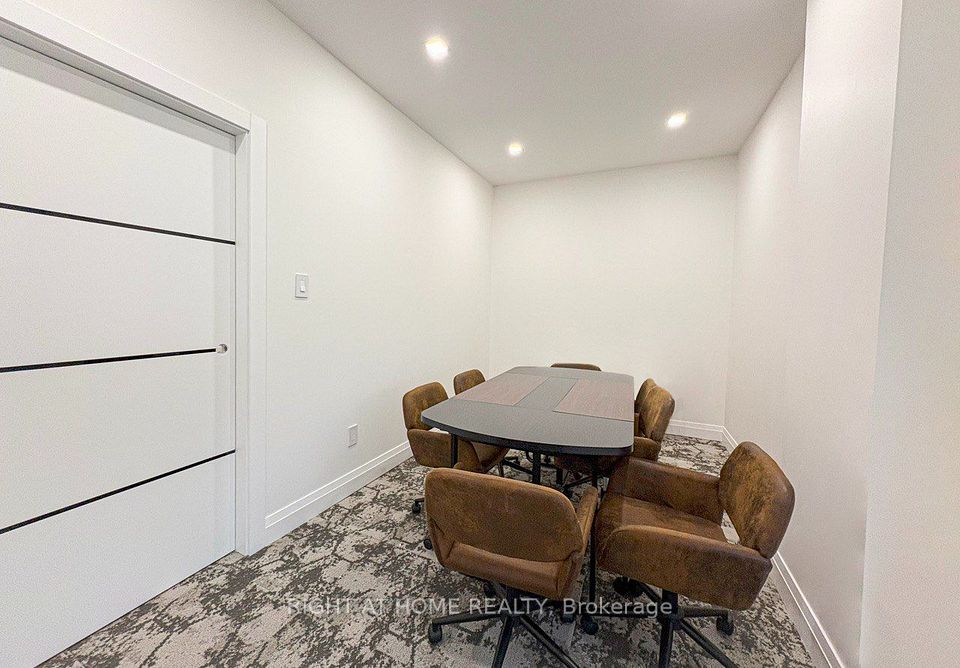 8119 Yonge Street 2nd Floor, Markham, On L3t 2c6