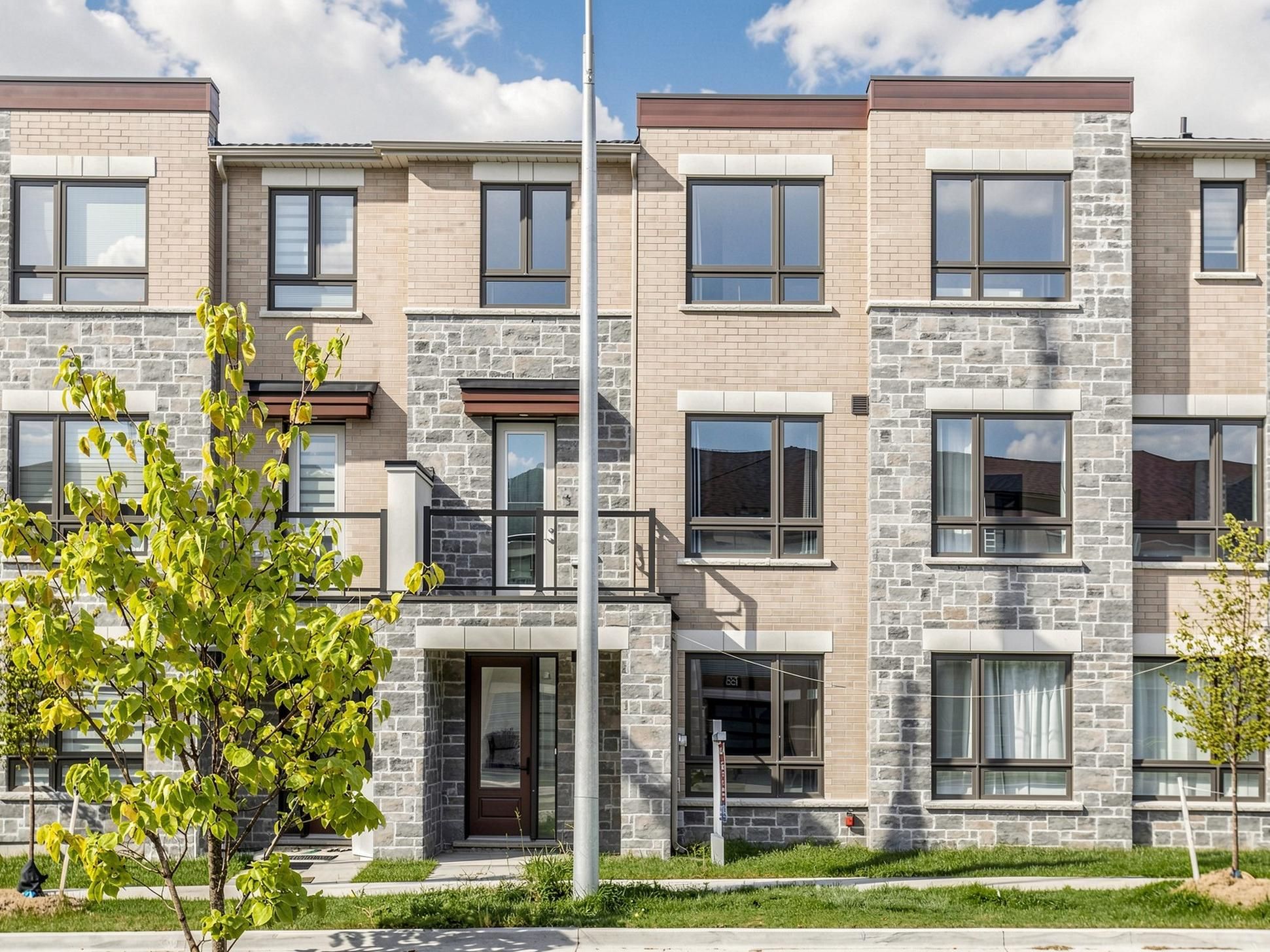 191 Mumbai Drive, Markham, On L3s 0g5