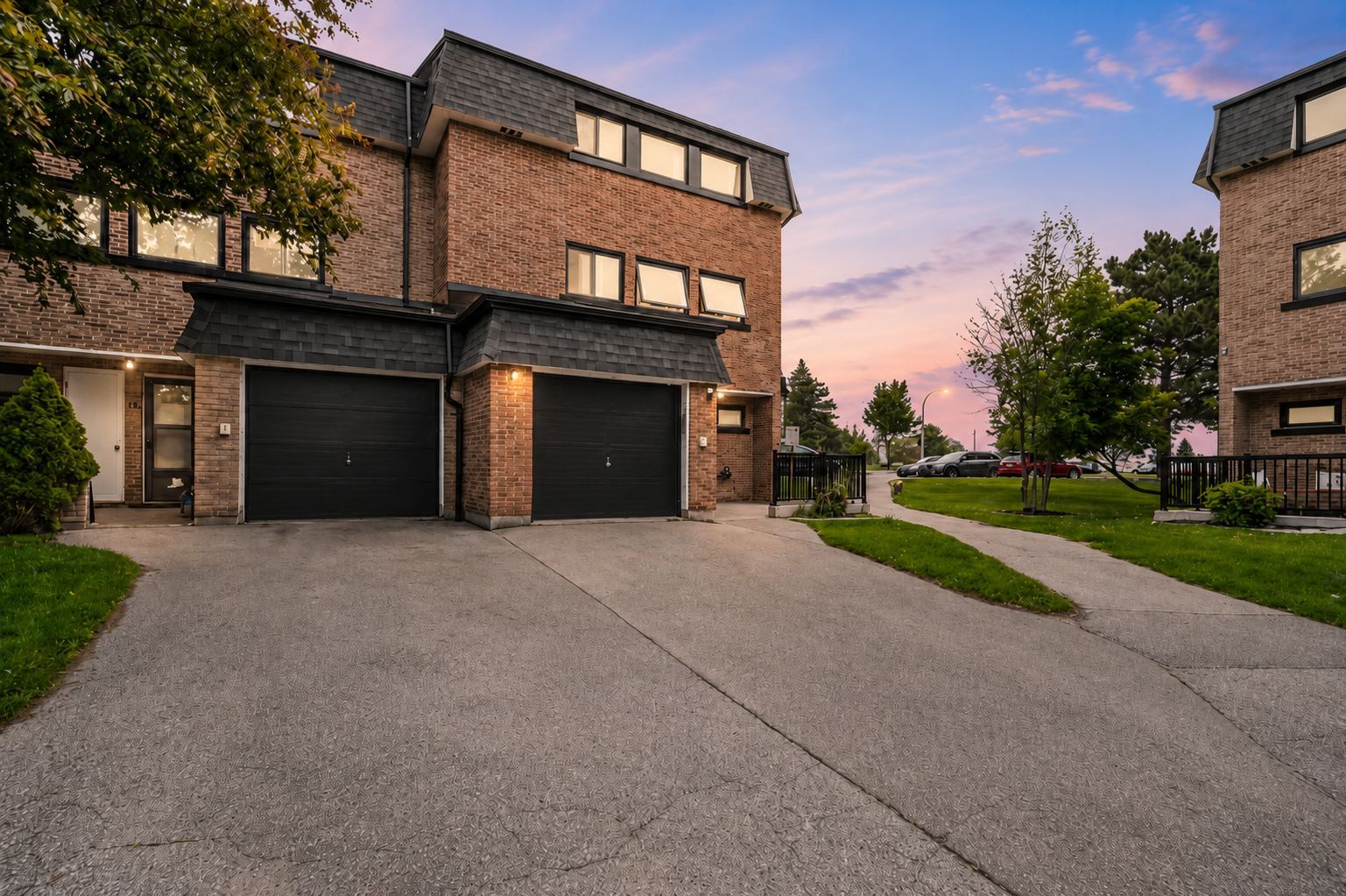 14 Poplar Crescent 19, Aurora, On L4g 3l3