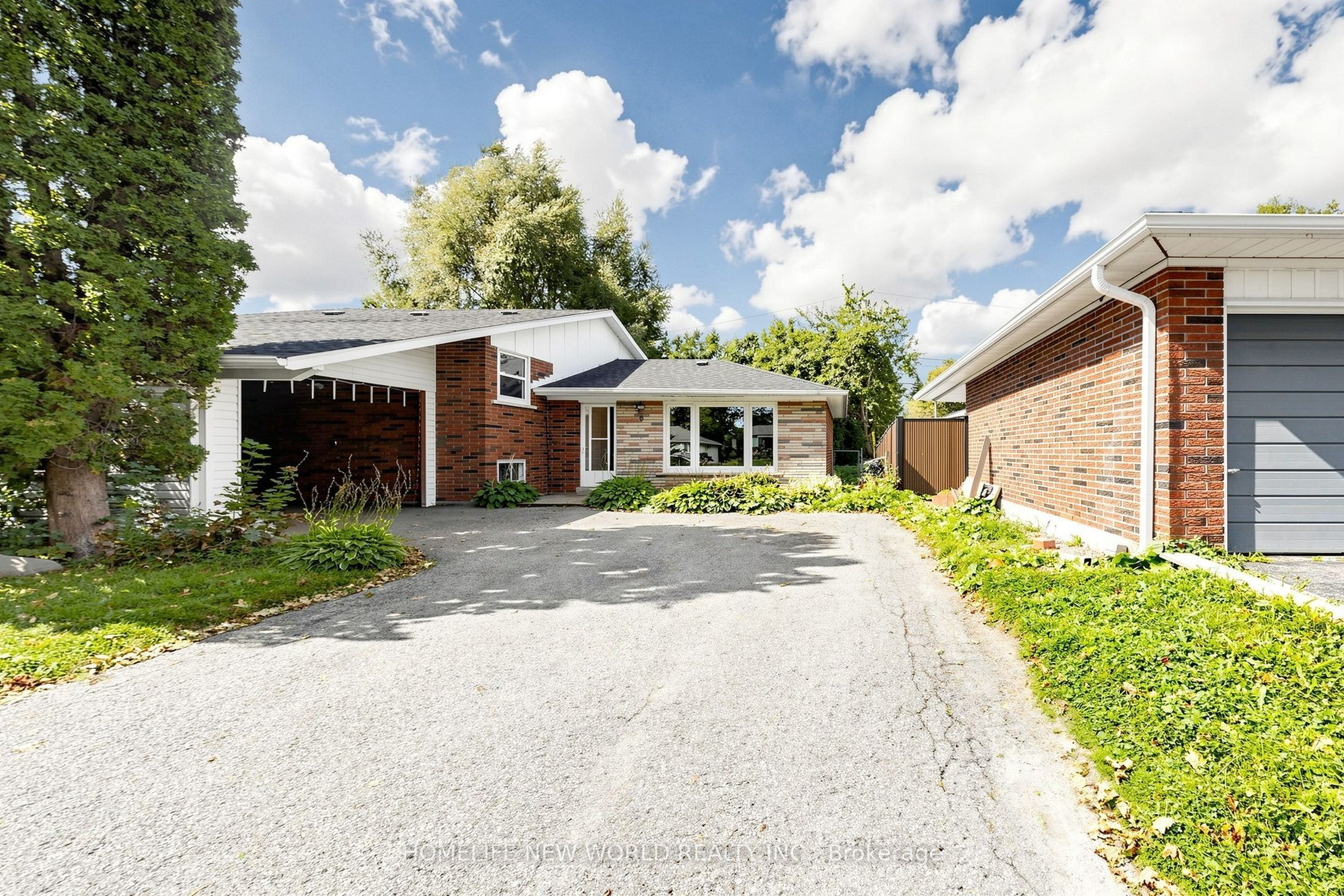 6 Valleycrest Avenue, Markham, On L3p 1h7