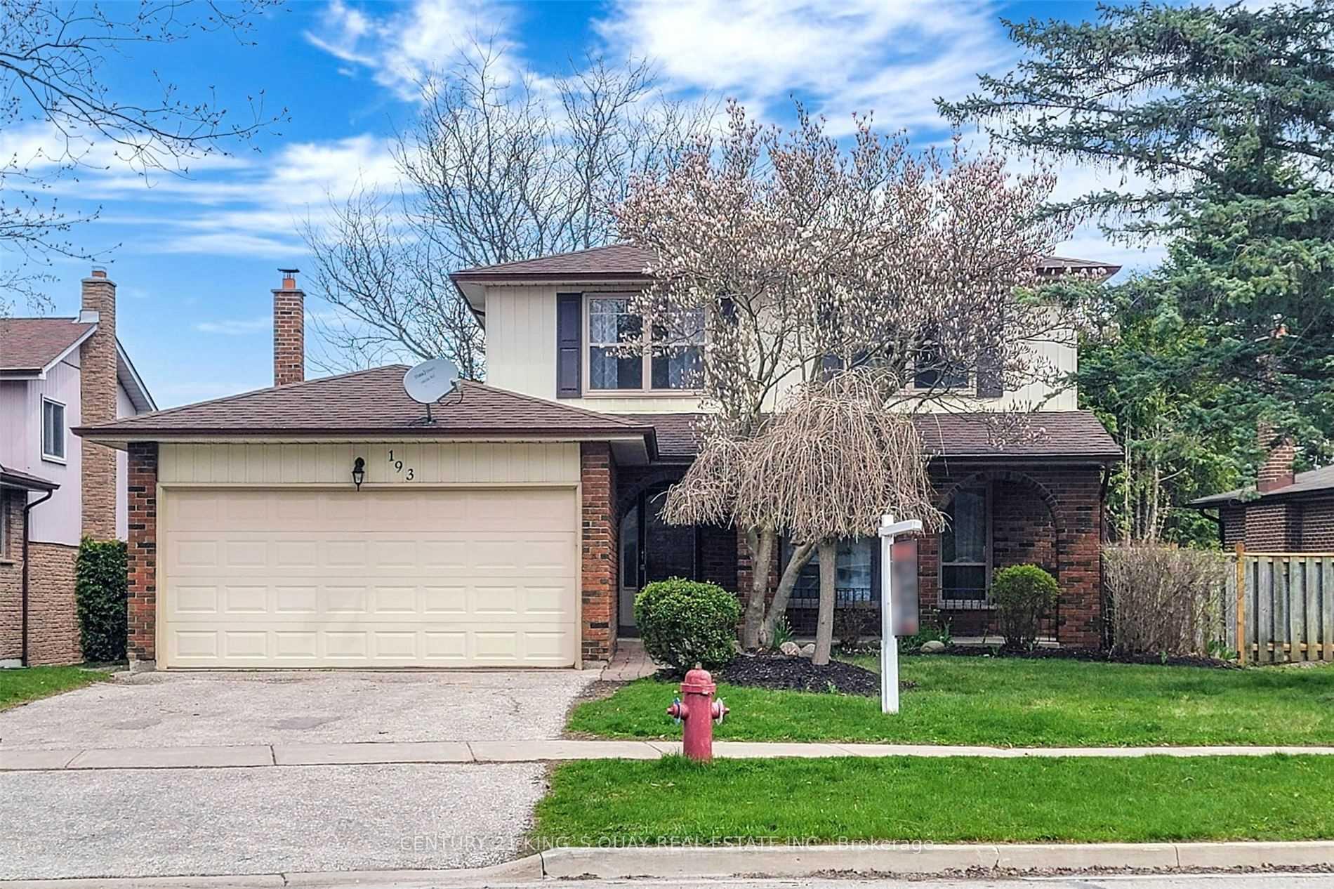 193 Alexander Road, Newmarket, On L3y 5n6