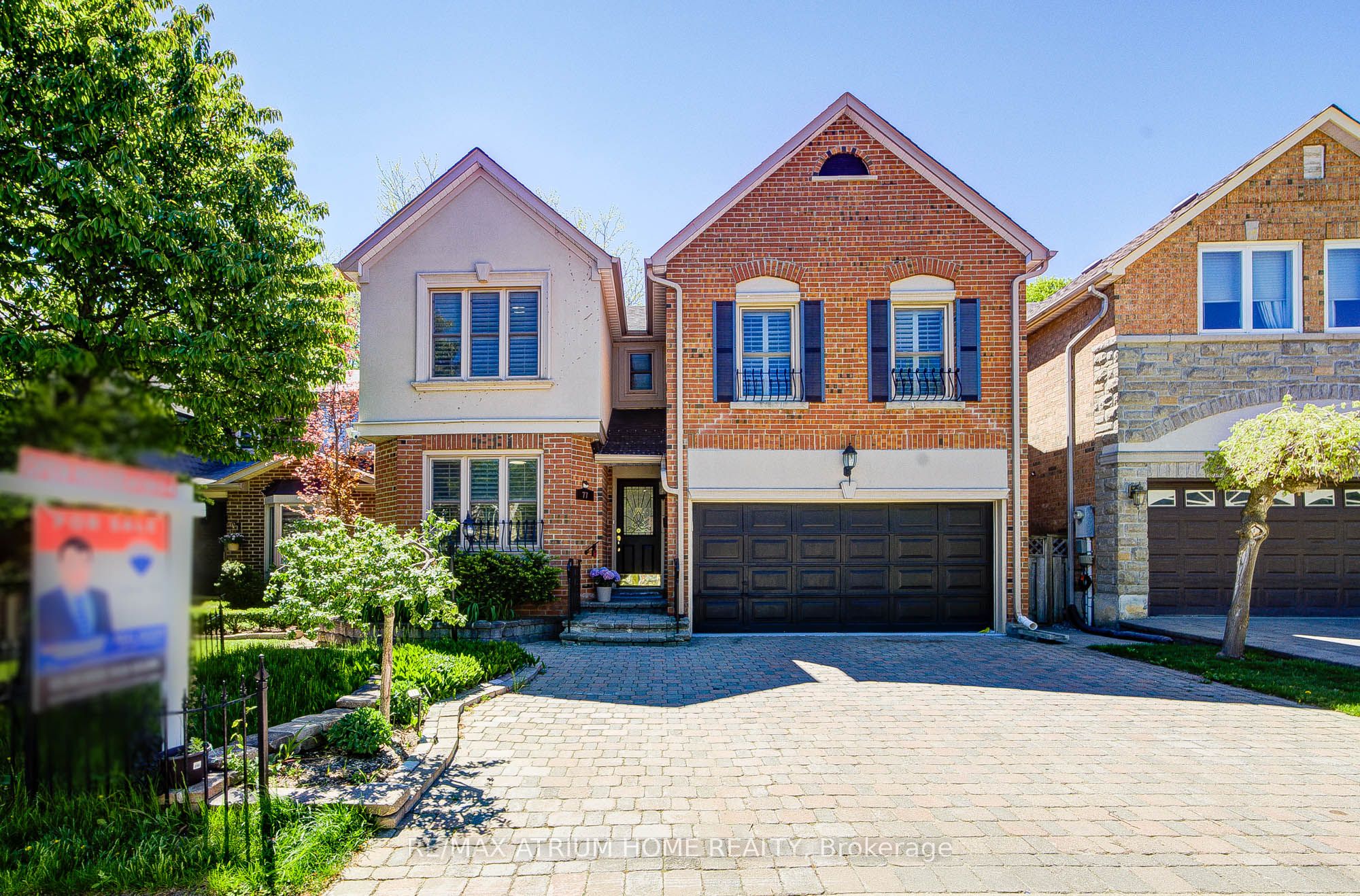 77 Rosedale Heights Drive, Vaughan, On L4j 4t3
