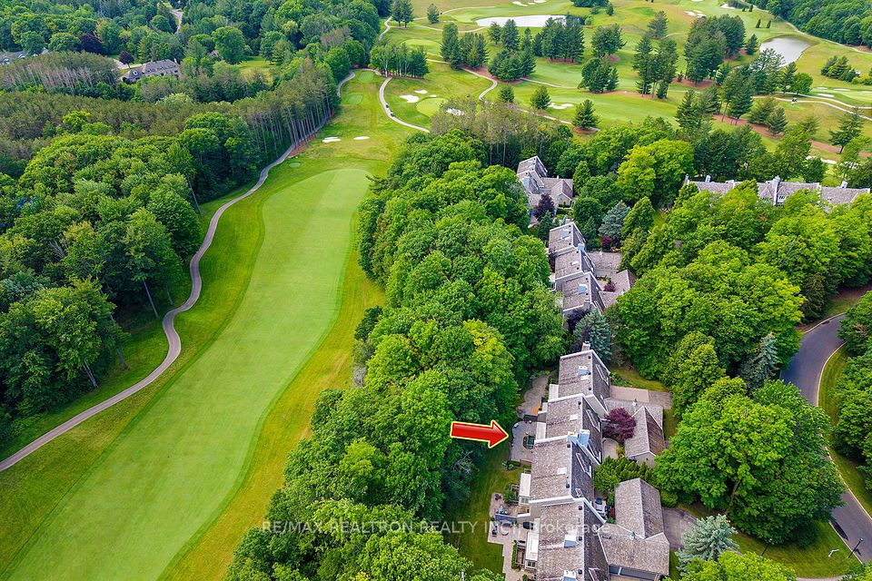 462 Beacon Hall Drive, Aurora, On L4g 0l3
