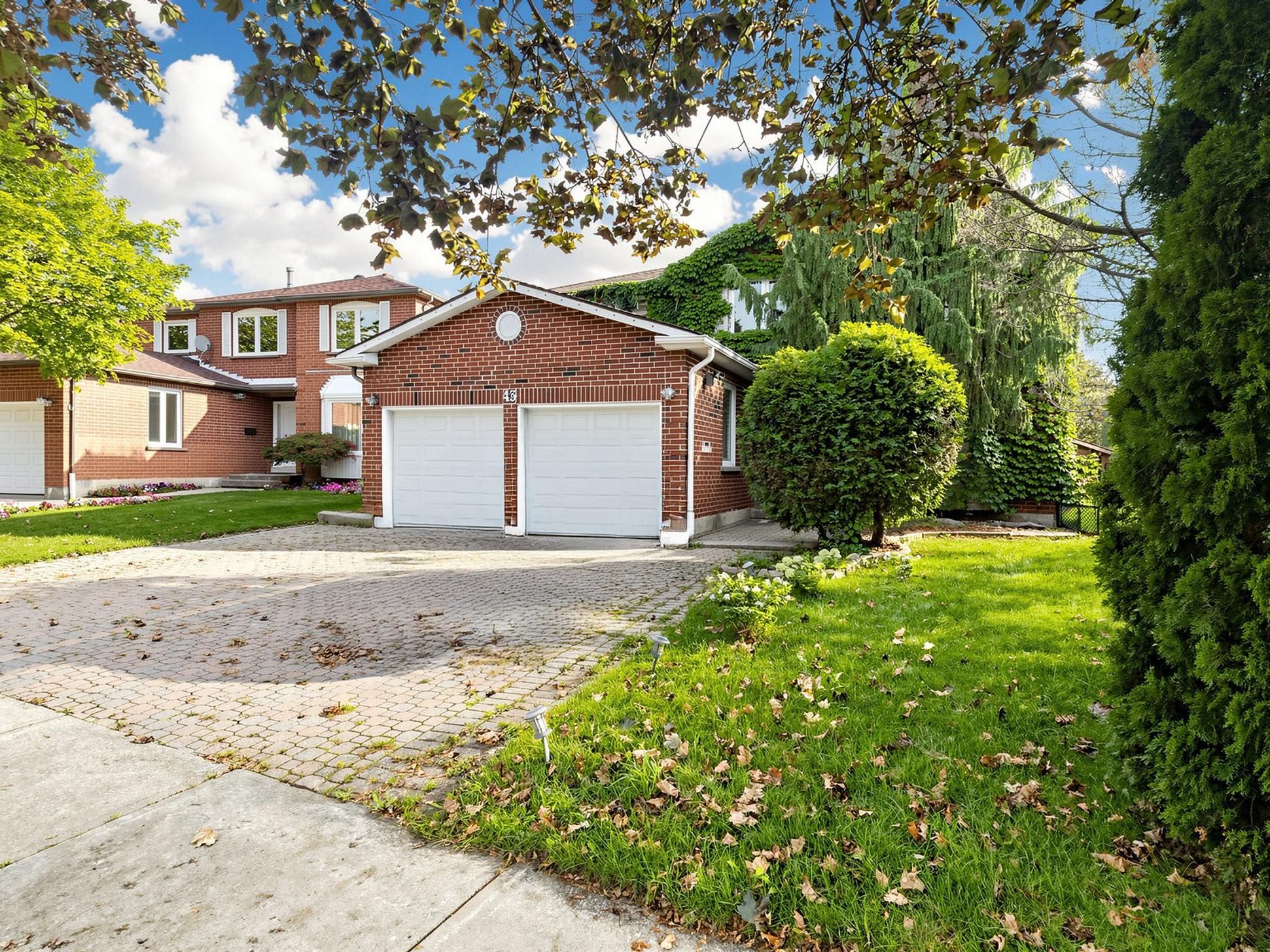 43 Topham Crescent, Richmond Hill, On L4c 9h1