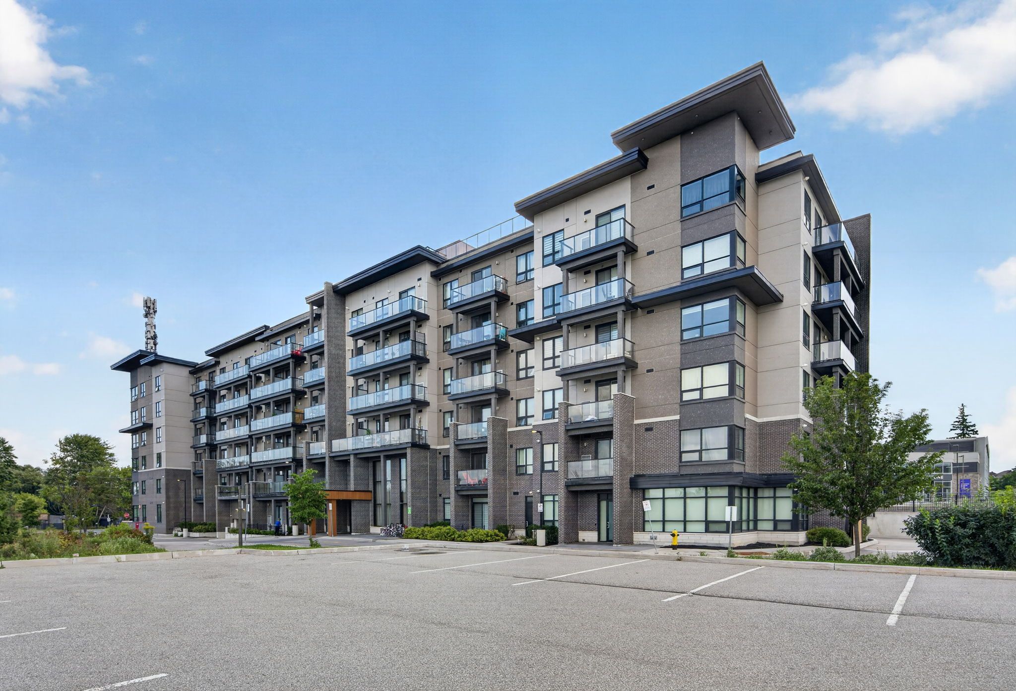 9700 Ninth Line 605, Markham, On L6b 1a8