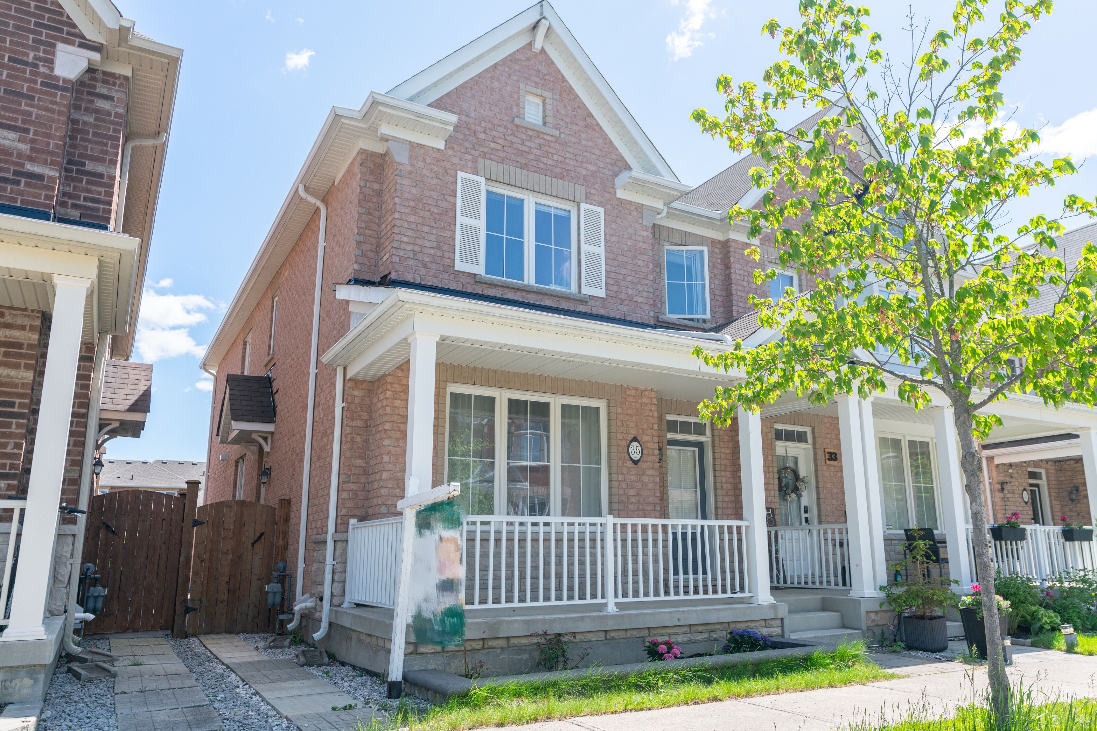 35 Cinemark Avenue, Markham, On L6b 0w2