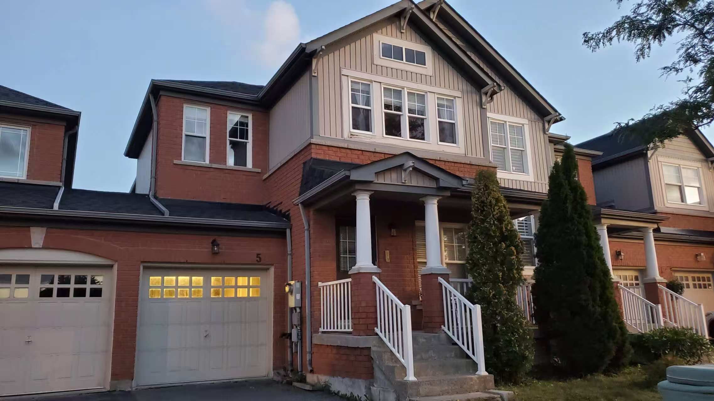 5 Ulson Drive, Richmond Hill, On L4e 4v6