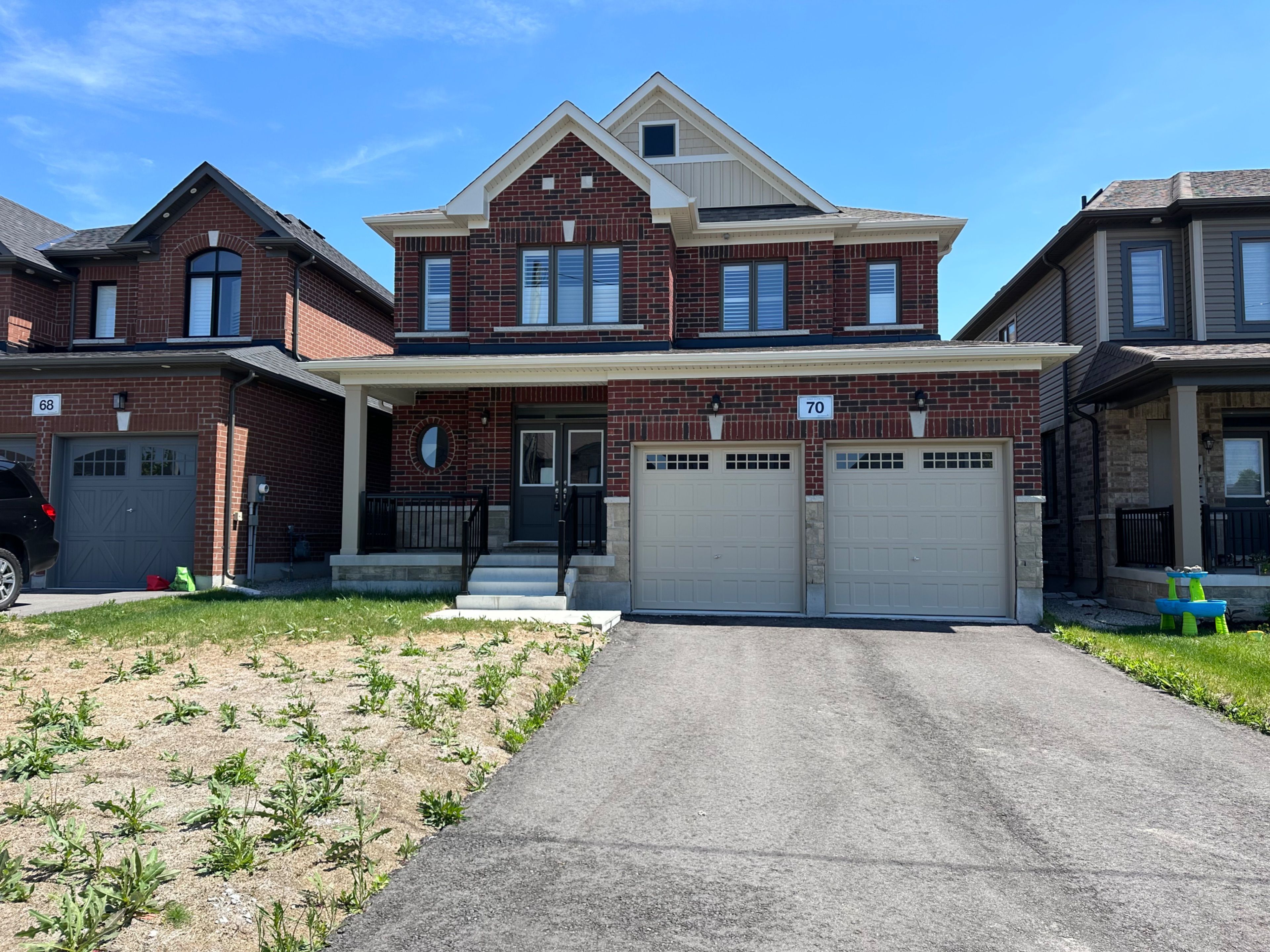 70 Wakefield Boulevard, Essa, On L3w 0l9