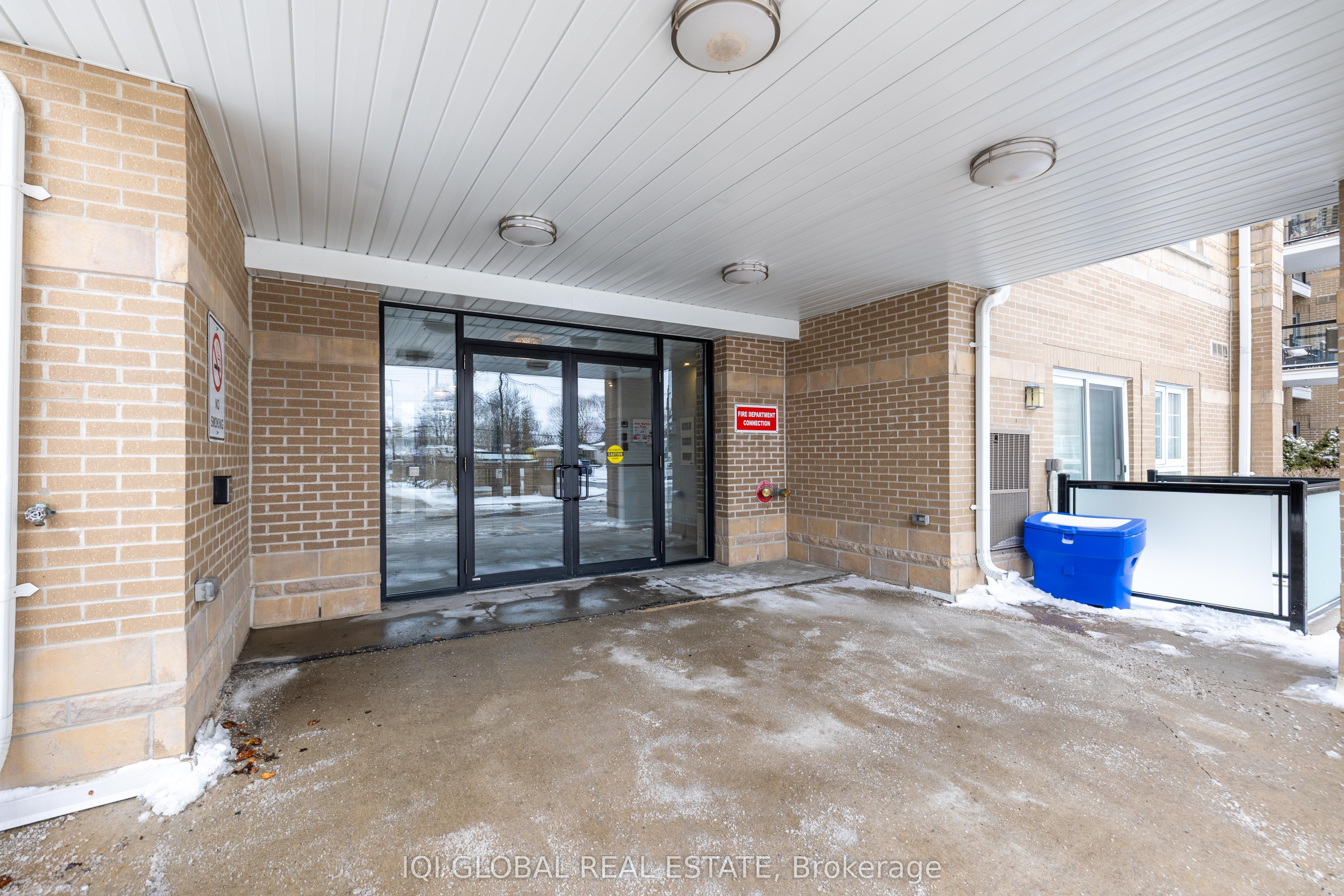 481 Rupert Avenue 2205, Whitchurch-Stouffville, On L4a 1y7