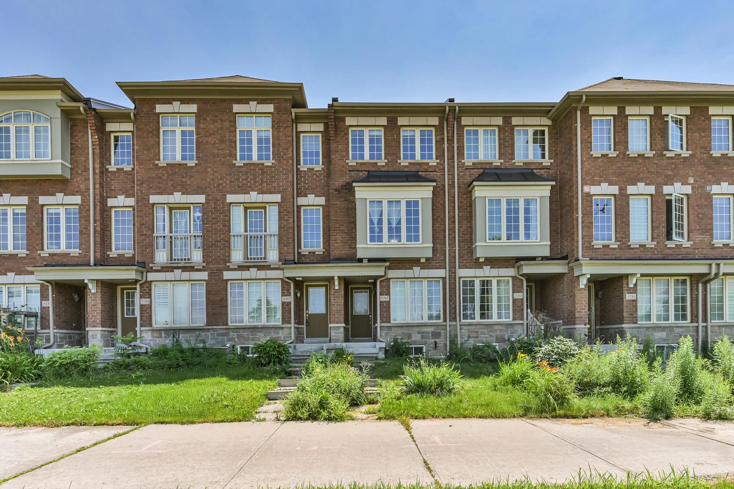 5245 Major Mackenzie Drive E, Markham, On L6c 0n3