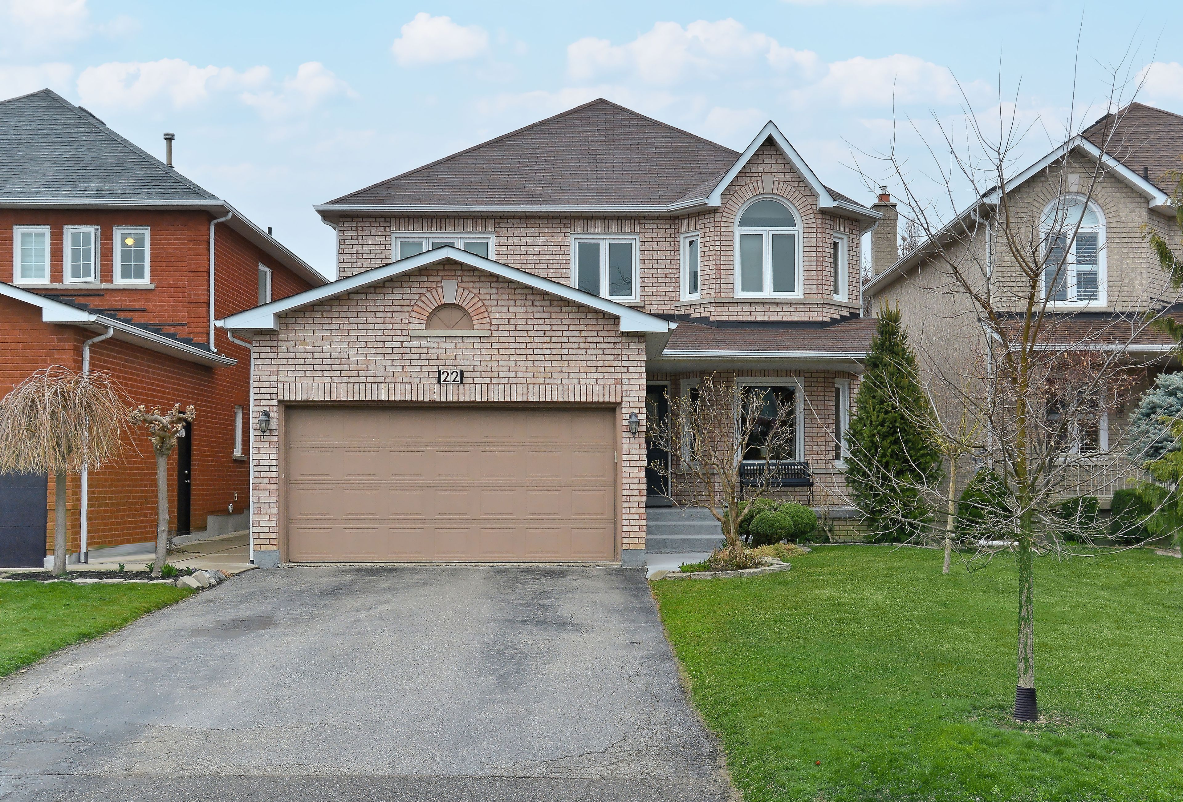 22 Lanterna Crescent Bsmt, Vaughan, On L4h 1b8