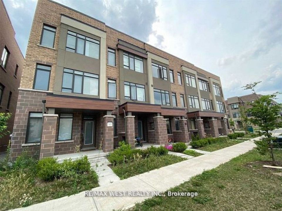 149 Salterton Circle, Vaughan, On L6a 4z2