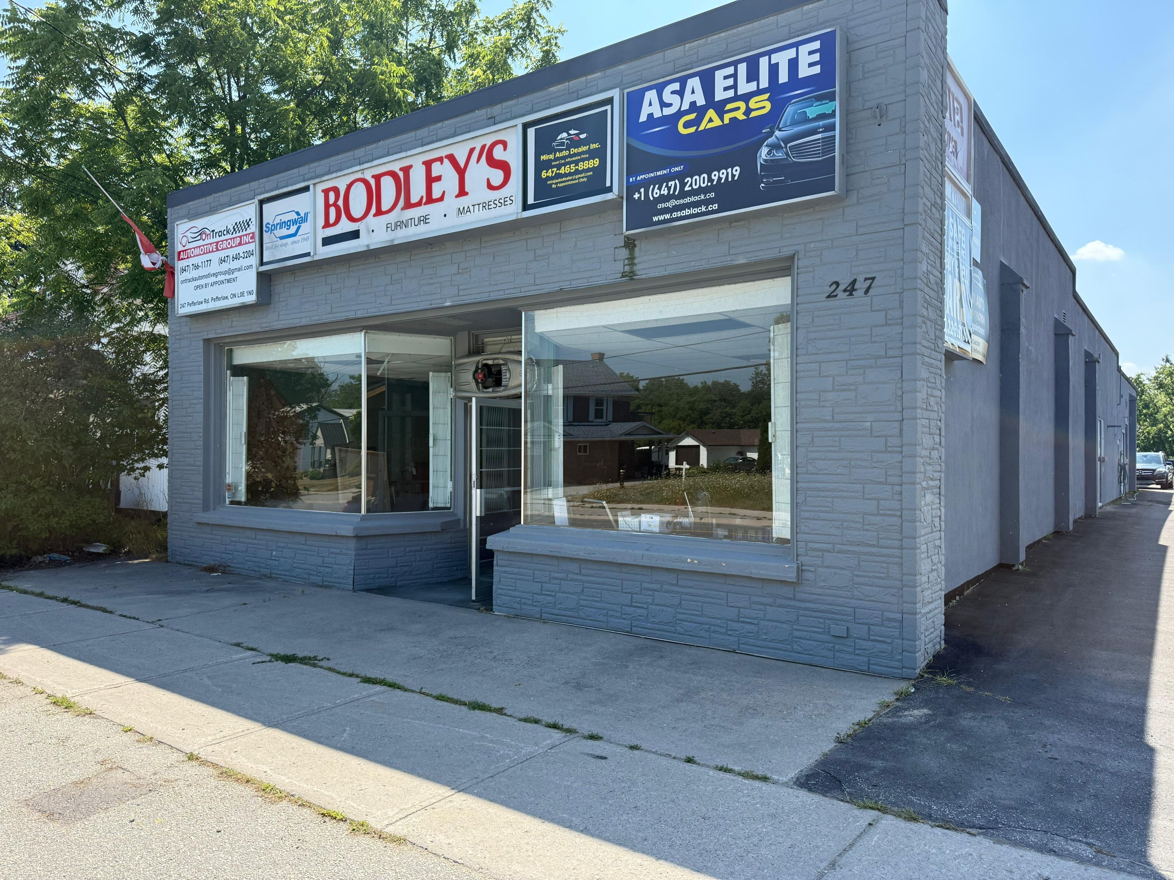 247 Pefferlaw Road, Georgina, On L0e 1n0