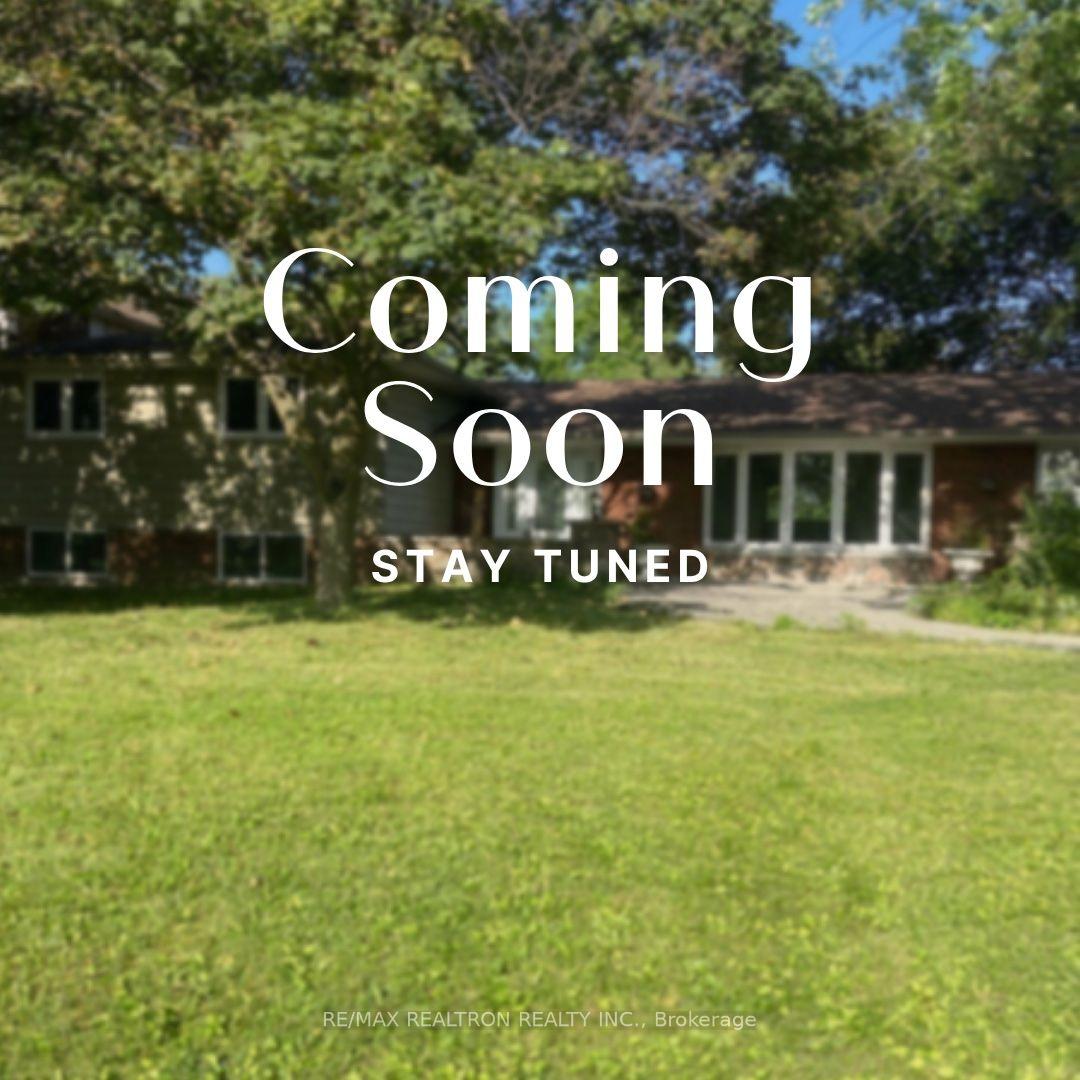 41 Hamilton Drive, Newmarket, On L3y 3e7