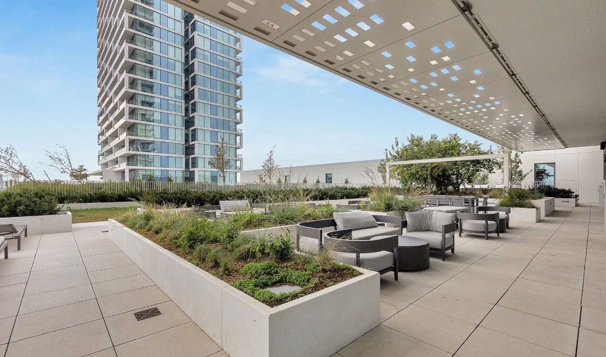 950 Portage Parkway 4107, Vaughan, On L4k 0j7