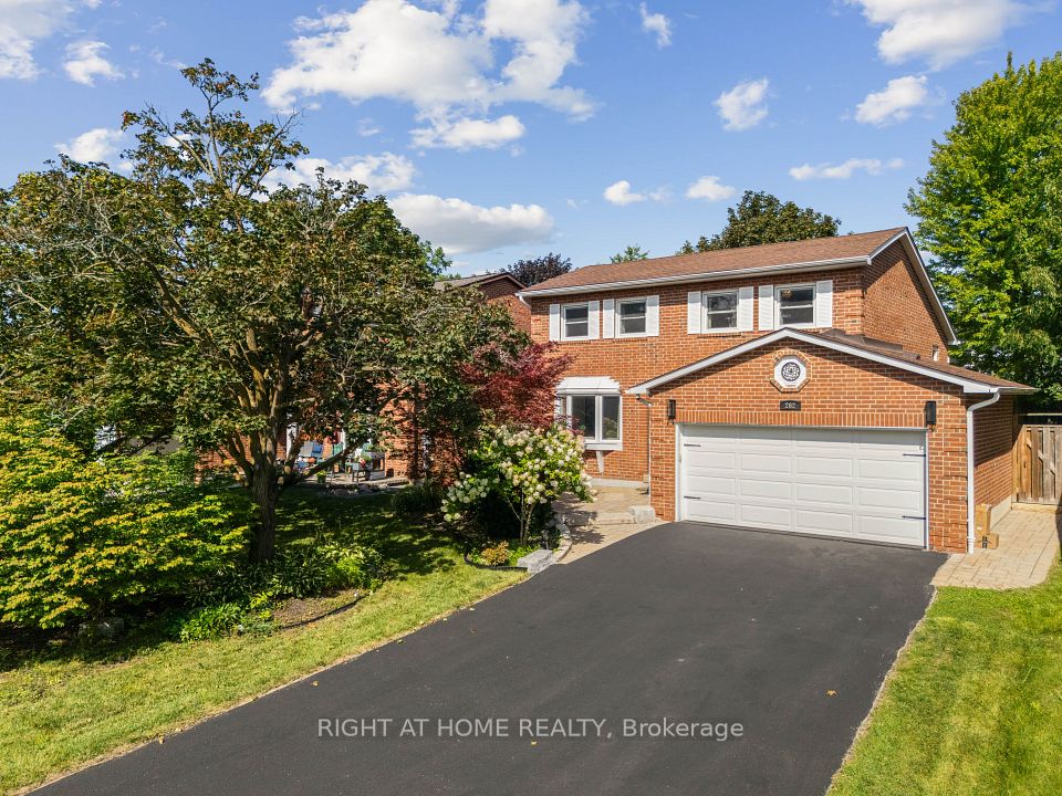 262 Yorkshire Drive, Newmarket, On L3y 6j7