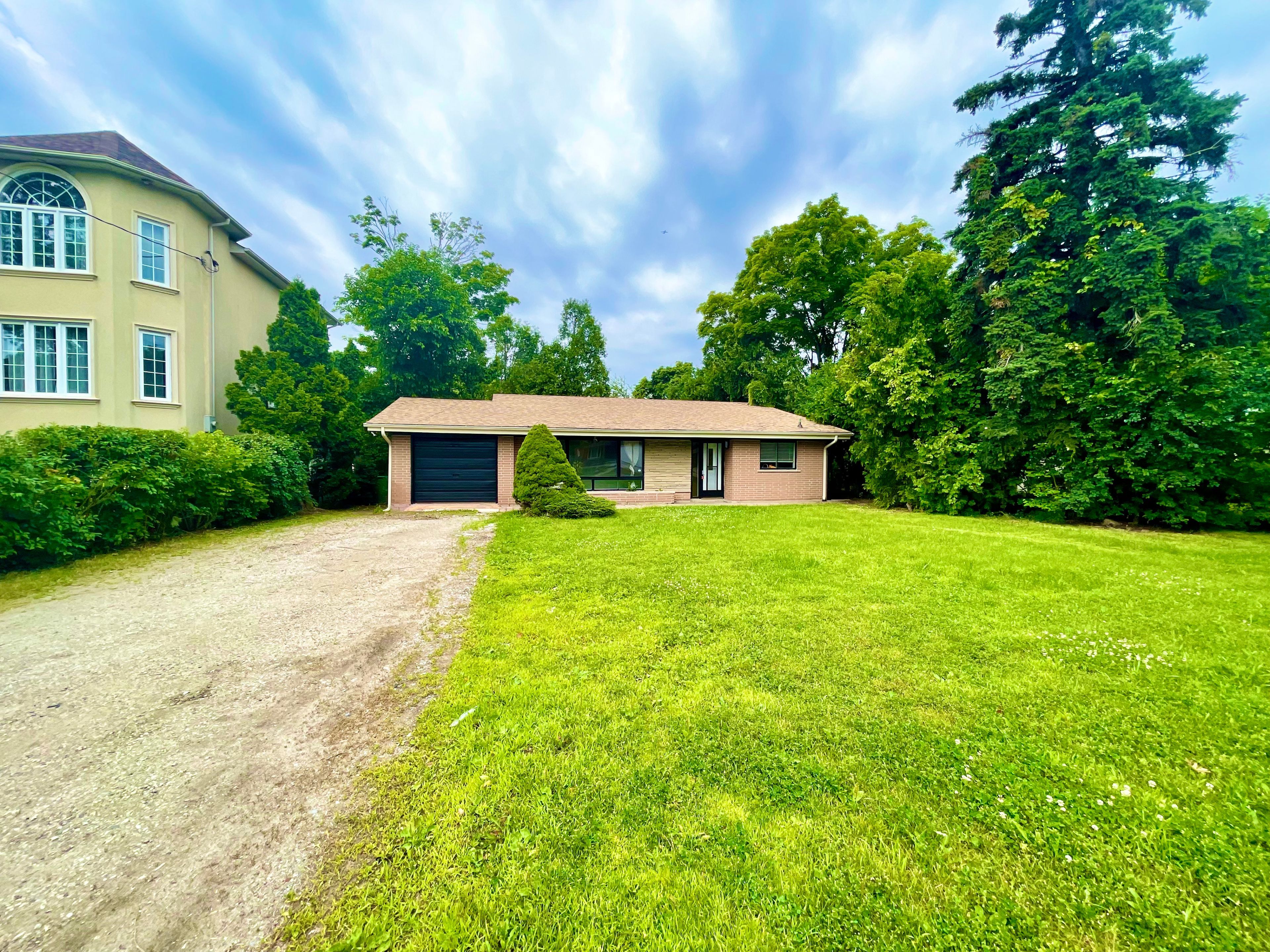 9740 Keele Street, Vaughan, On L6a 3y6