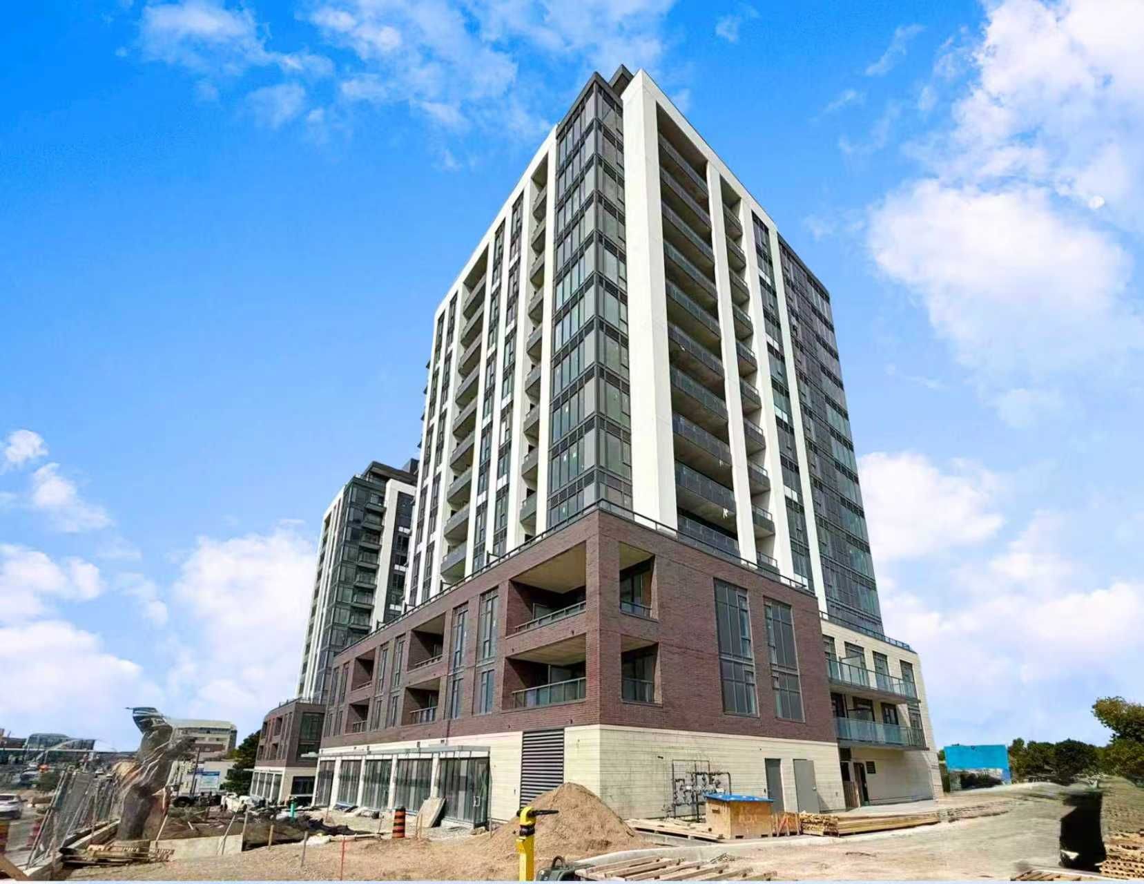 715 Davis Drive 507, Newmarket, On L3y 0j2
