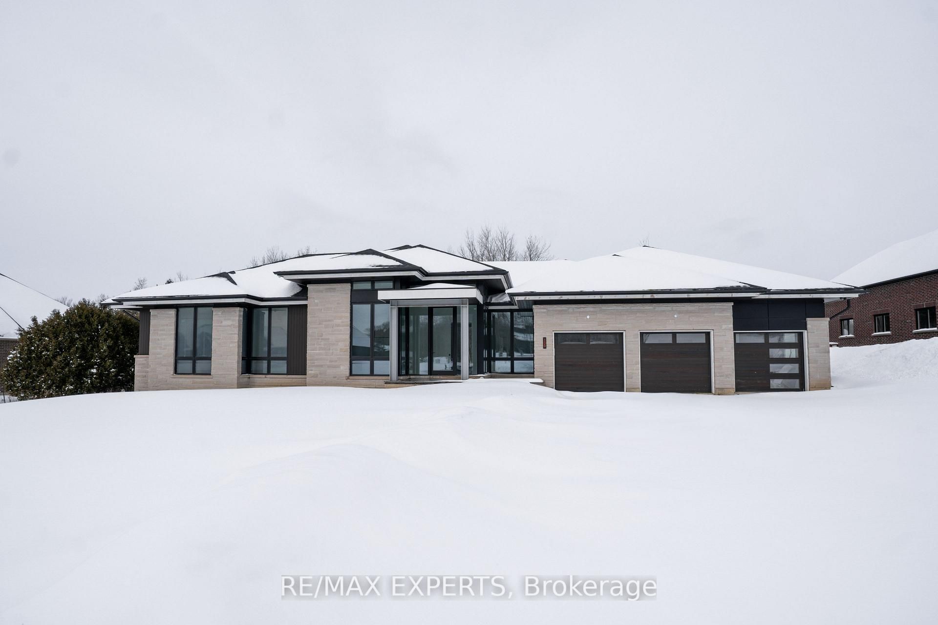 130 Dale Crescent, Bradford West Gwillimbury, On L0l 1l0