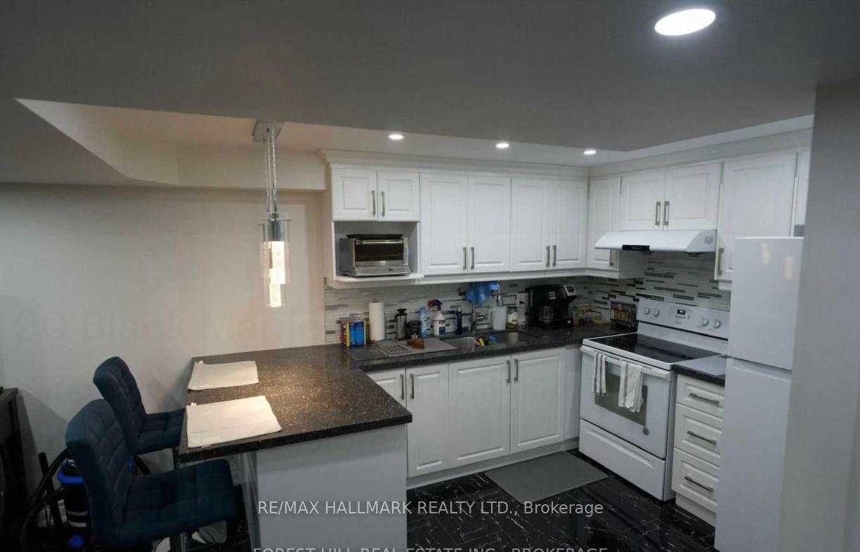 90 Black Maple Crescent, Vaughan, On L6a 4g6