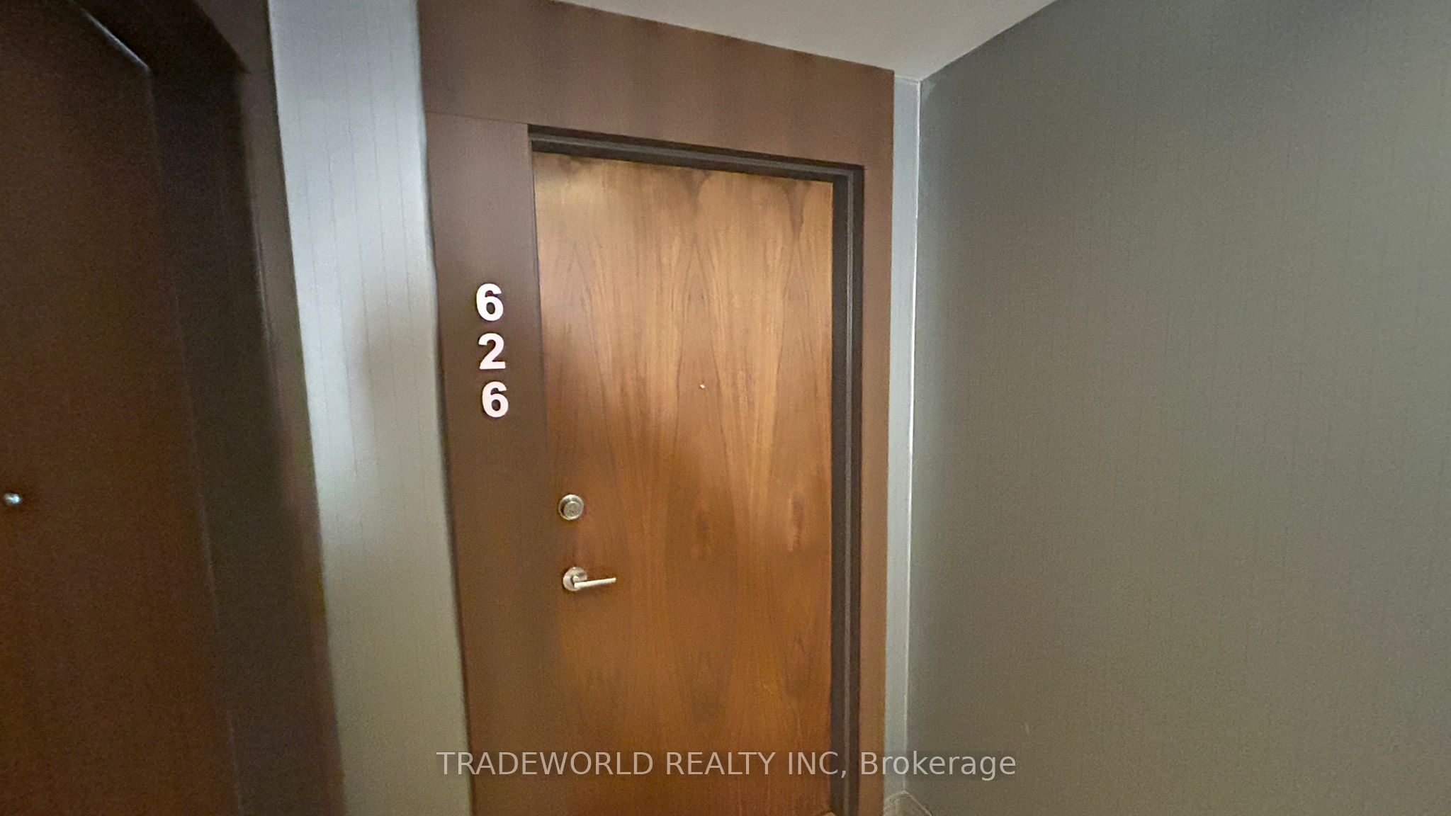 8323 Kennedy Road 626, Markham, On L3r 5w7