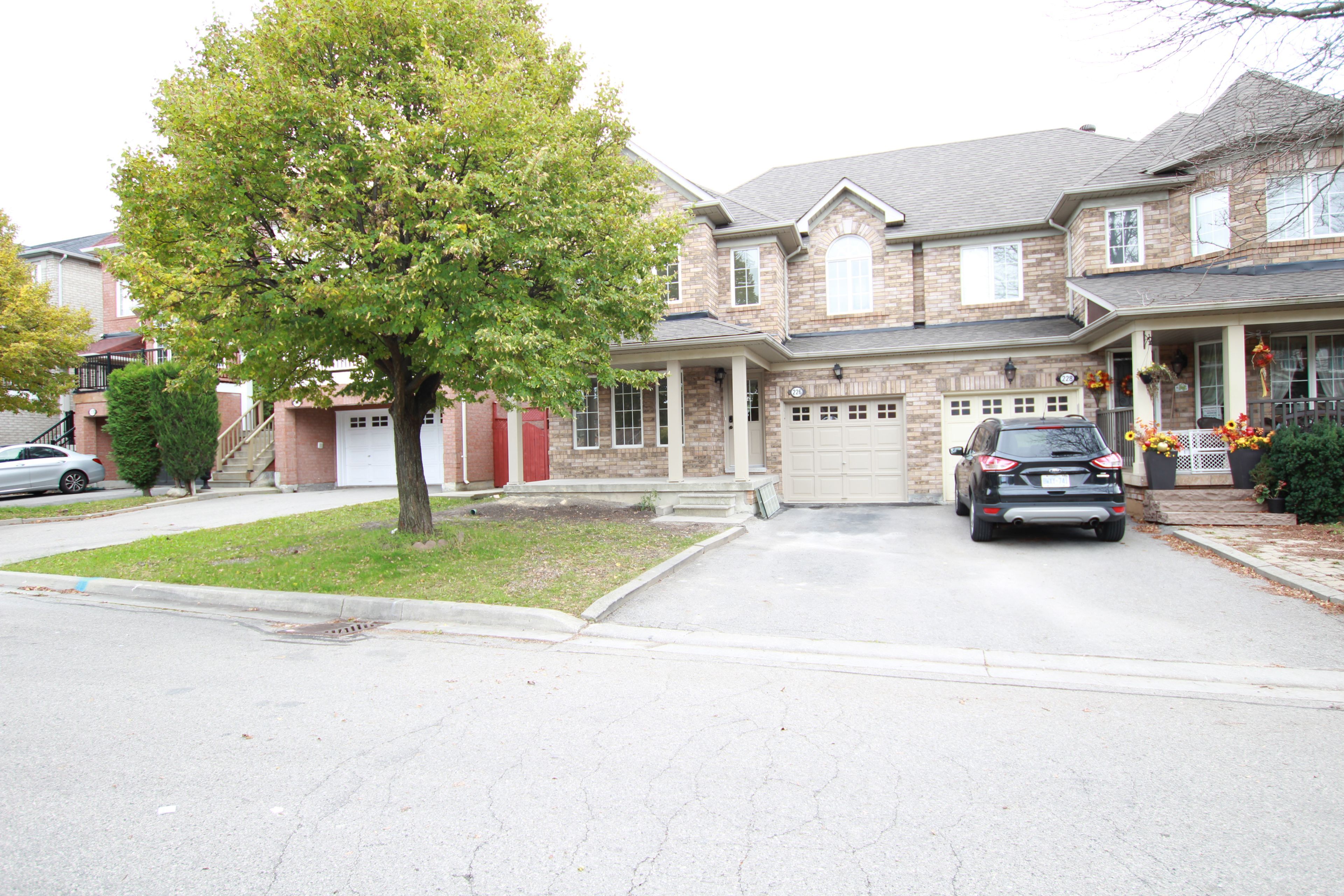 226 Equator Crescent N, Vaughan, On L6a 2y1