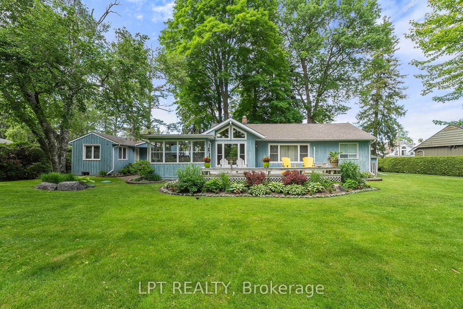 101 Hedge Road, Georgina, On L0e 1l0