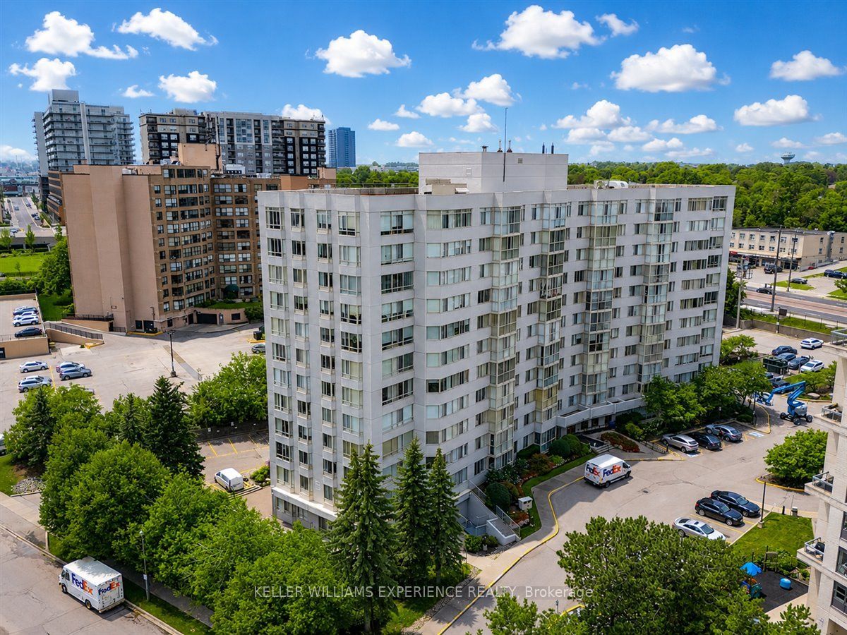 270 Davis Drive 503, Newmarket, On L3y 8k2
