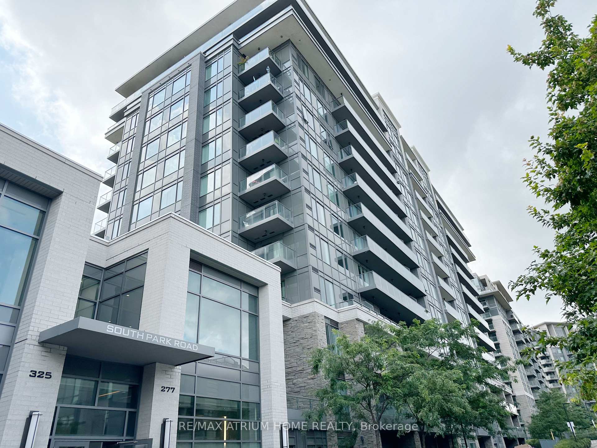 277 South Park Road 316, Markham, On L3t 0b7