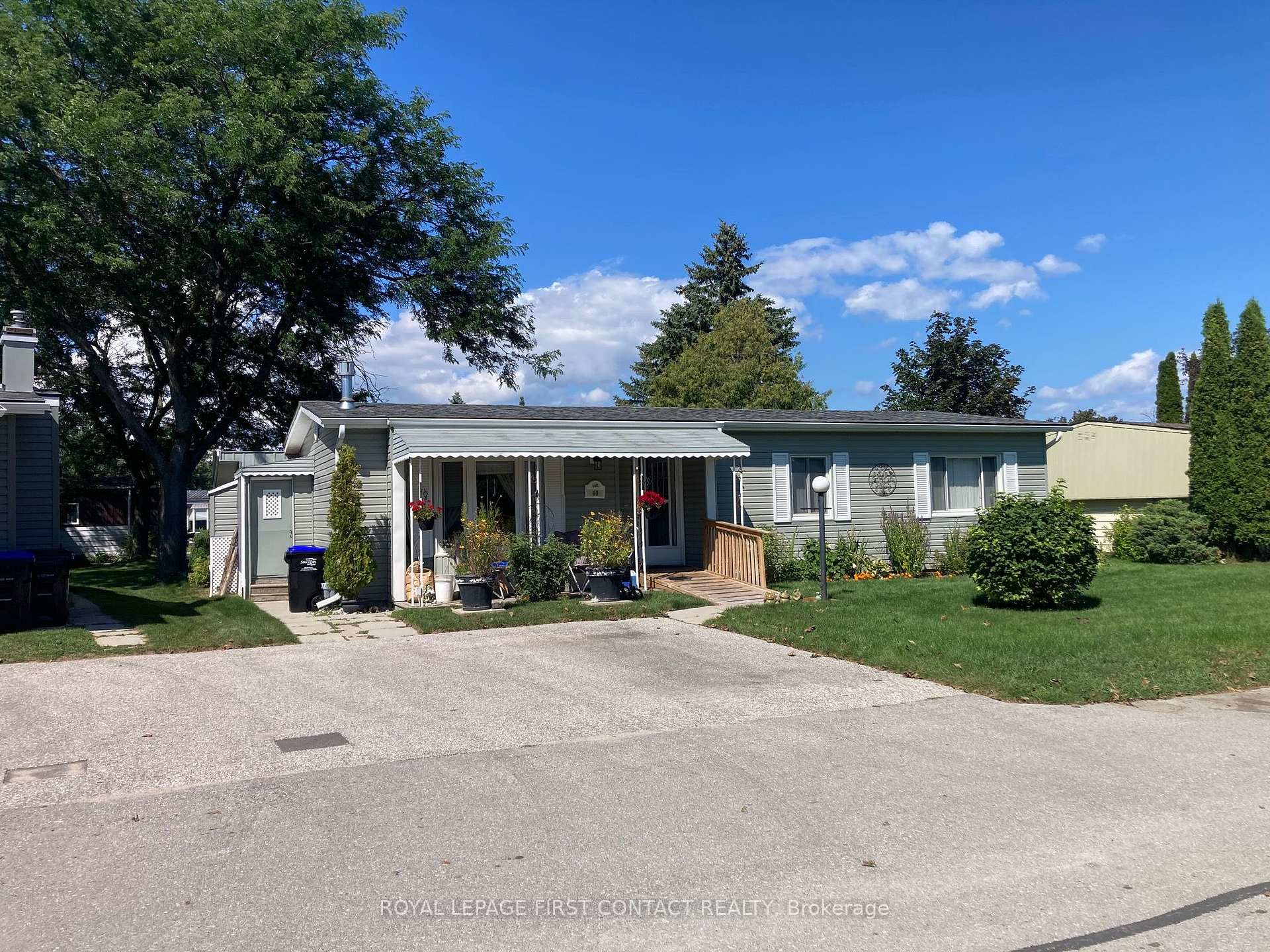 40 Corner Brook Trail, Innisfil, On L9s 1n6
